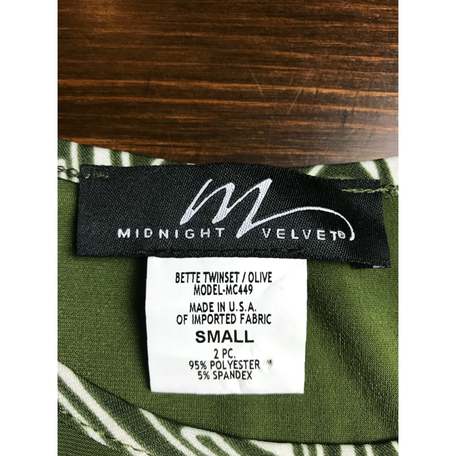 Velvet Midnight Velvet Tank Shirt Women's Small Green White Sleeveless Tank Top Modern Basics Casual, Sleeveless, VINTAGE No? Wait Size S / US 4 / IT 40 - 5 Thumbnail