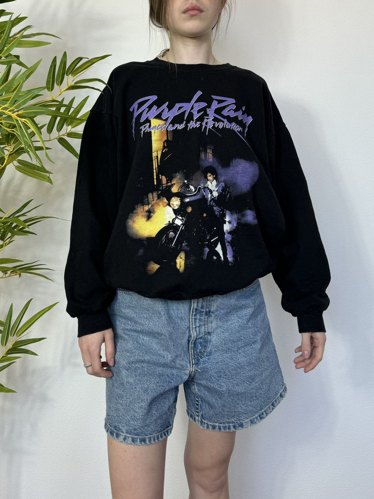 Band Tees 1990s PURPLE RAIN BAND PRINTED SWEATSHIRT Size M / US 6-8 / IT 42-44 - 1 Thumbnail