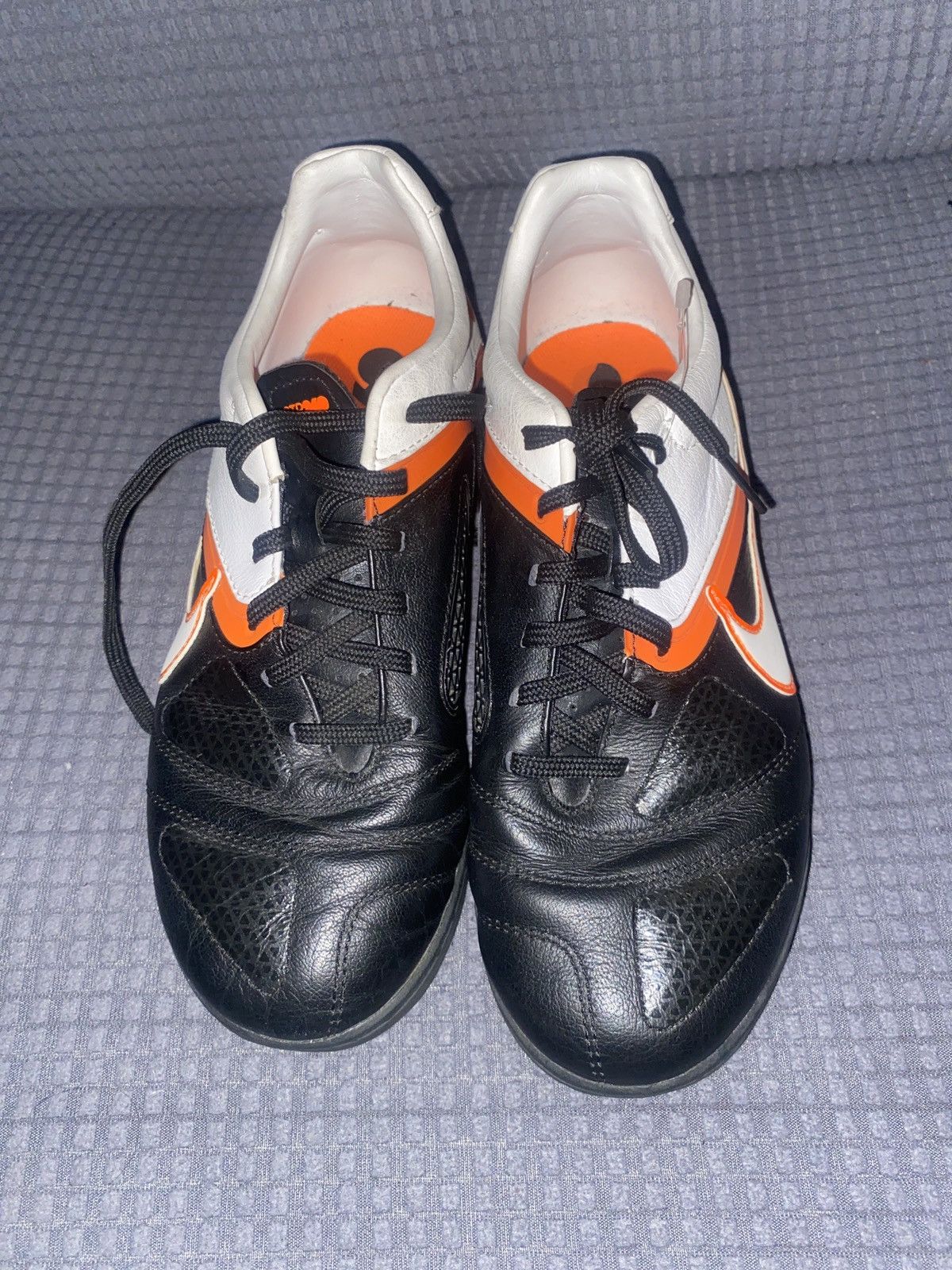 Nike Nike Black and Orange CTR360 Turf Shoes Size US 6 / EU 39 - 1 Thumbnail