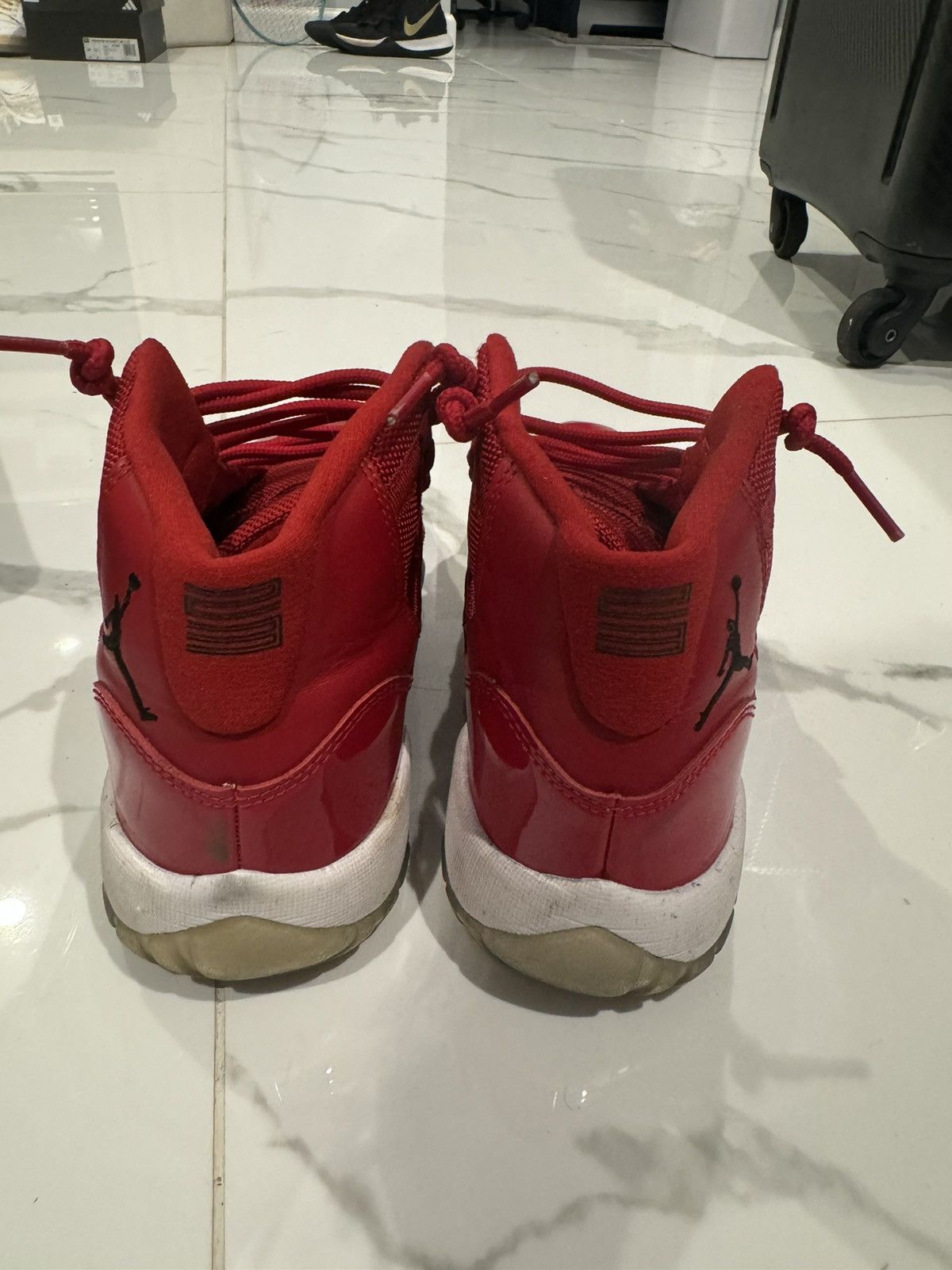 Jordan Brand Jordan 11 Retro Win Like 96 Size US 5 / EU 37 - 5 Thumbnail