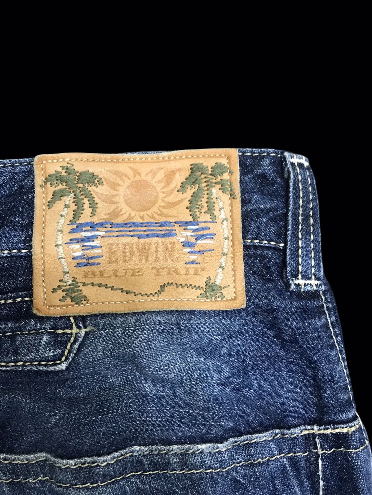 Edwin EDWIN DISTRESSED STONEWASH TWISTED LEG DENIM F145 Size US 32 / EU 48 - 10 Thumbnail