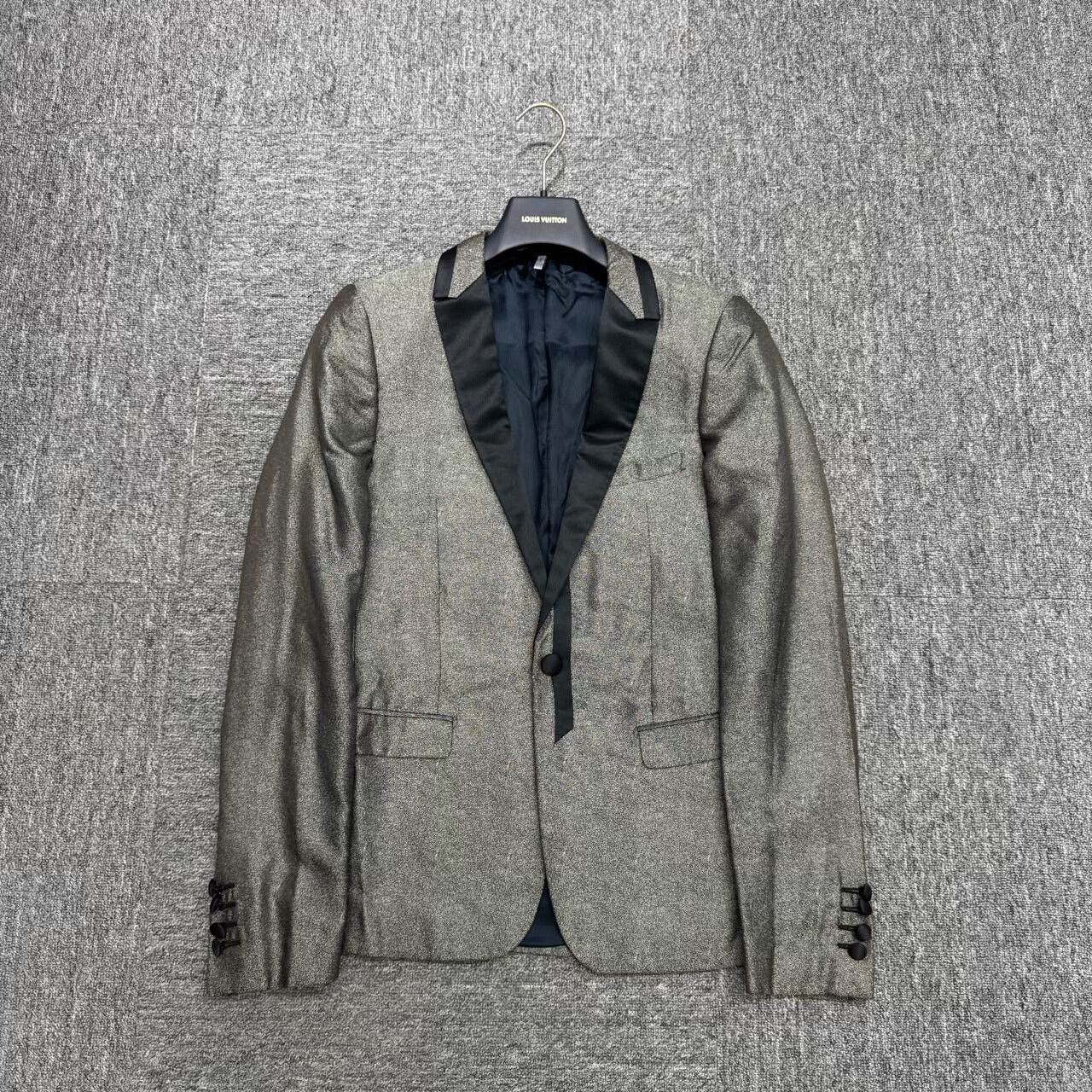 Dior metallic dior suit jacket in size 44. Size US M / EU 48-50 / 2 - 1 Thumbnail