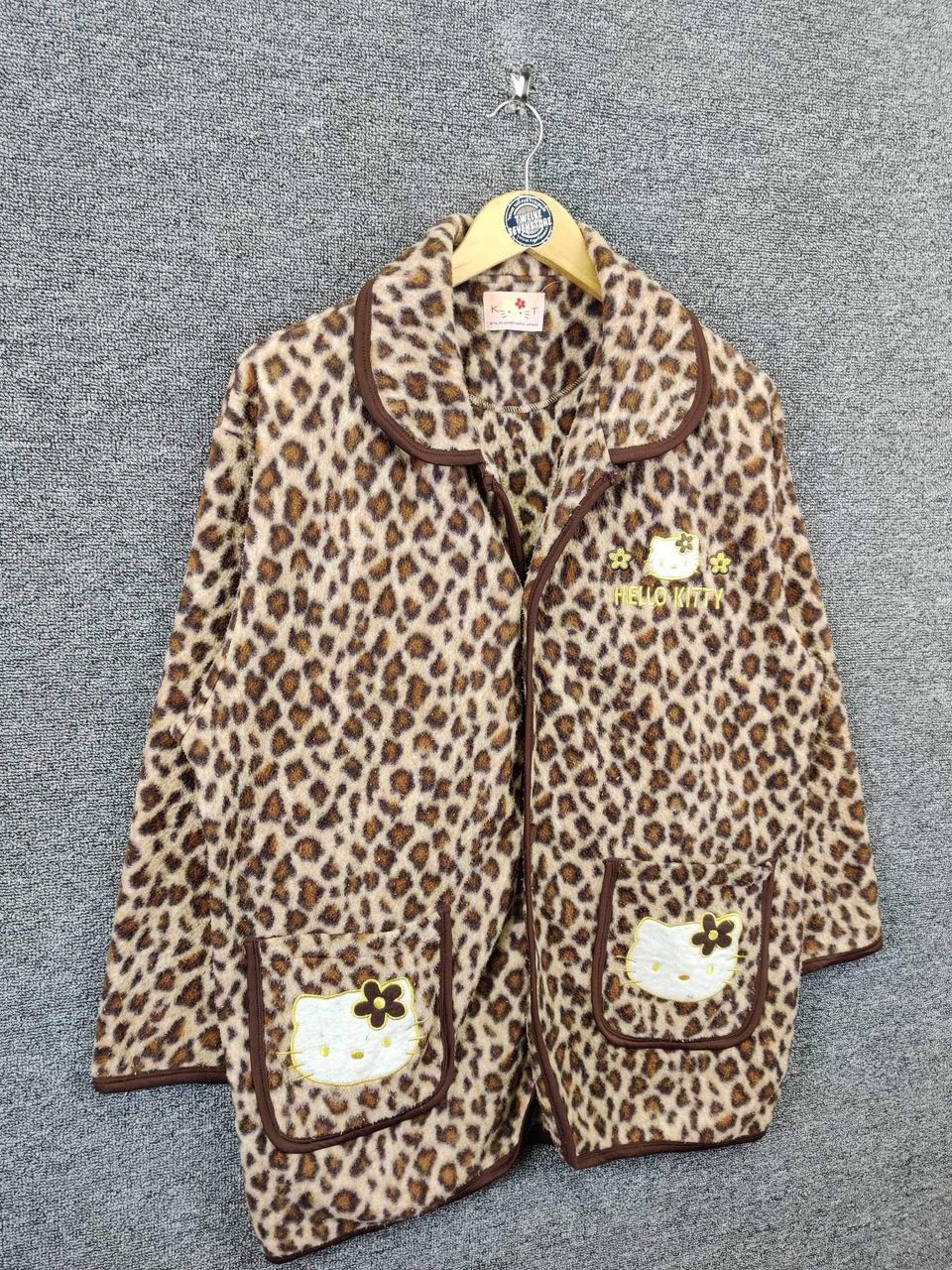 Anime Vintage Hello Kitty Sanrio Fleece Leopard Sleepwear Size US L / EU 52-54 / 3 - 6 Thumbnail