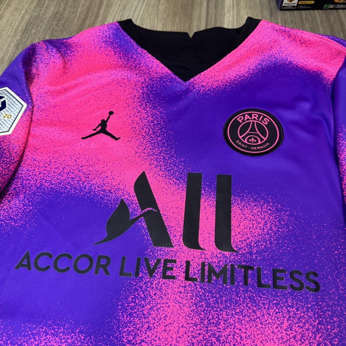 Jordan Brand × Nike PSG 20/21 fourth away shirt #7 Mbappe Size US S / EU 44-46 / 1 - 3 Thumbnail
