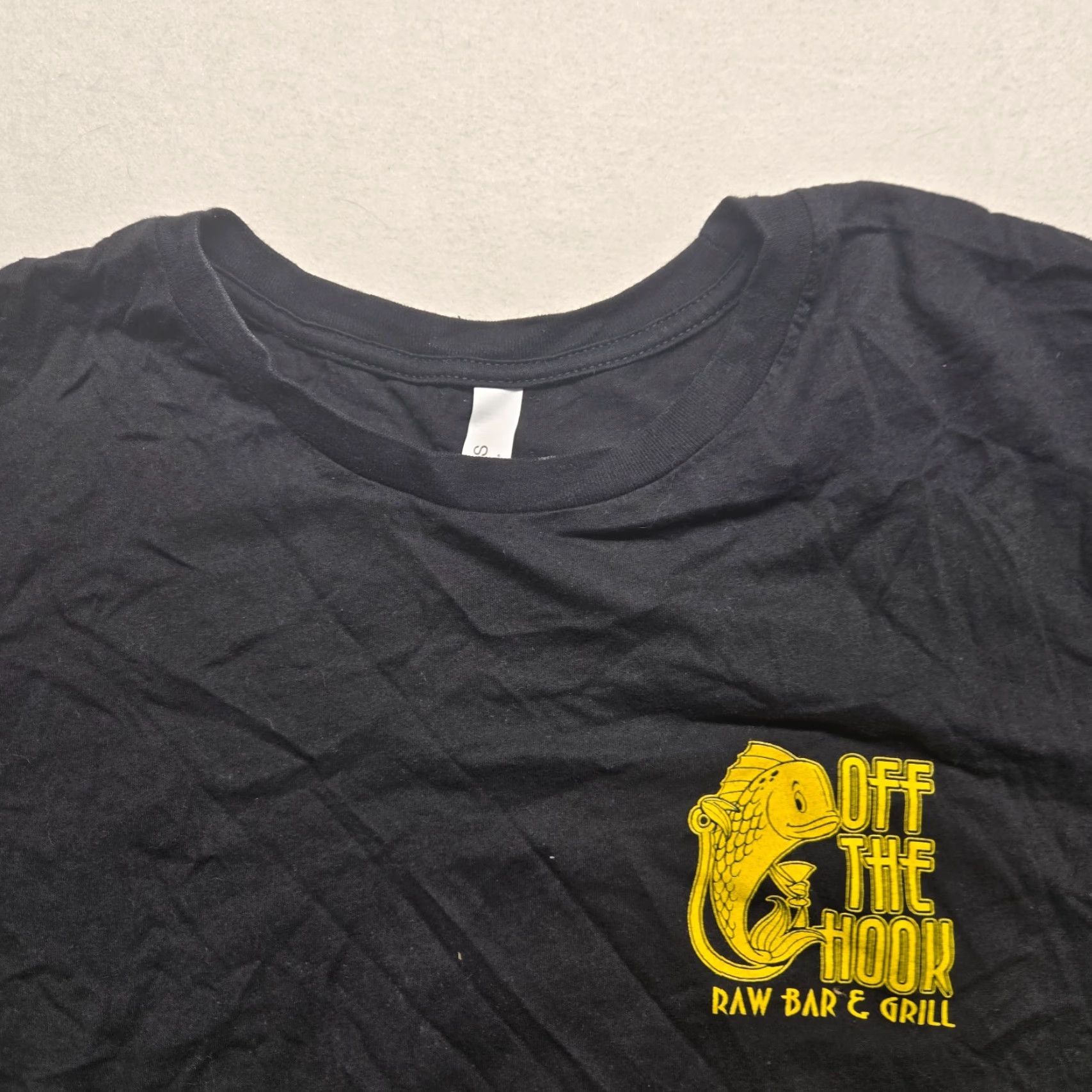 Off The Hook Off The Hook Bar Grill T-Shirt Adult Men's 3XL Black Graphic Print Florida Size US XXL / EU 58 / 5 - 3 Thumbnail