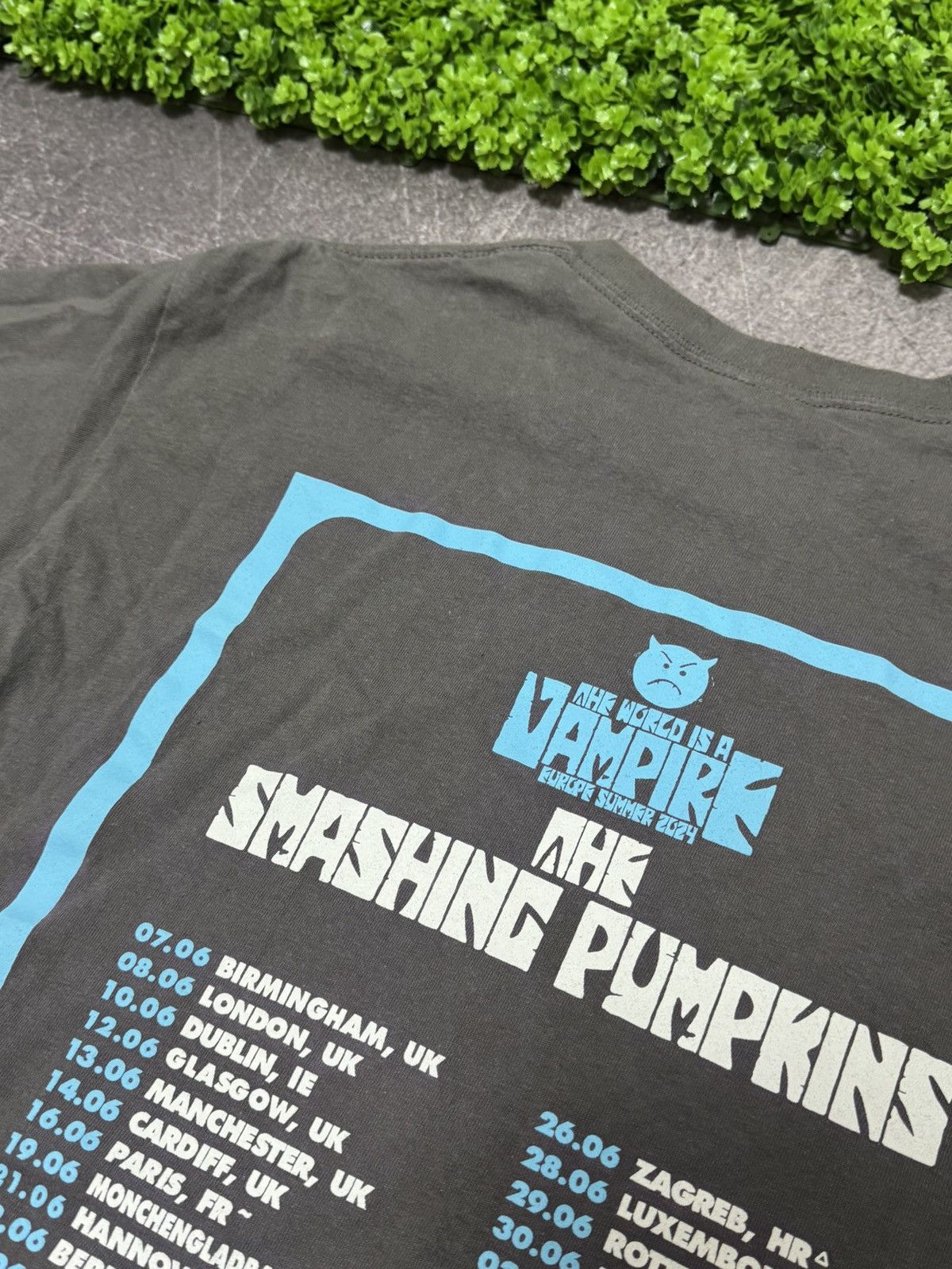 Other 2024 ToURSmashing Pumpkins The World is a Vampire Tour Size US L / EU 52-54 / 3 - 22 Thumbnail