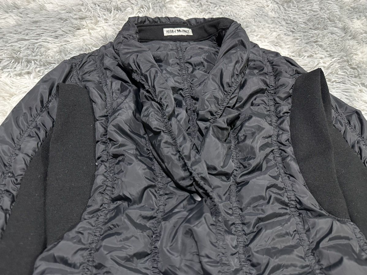 Issey Miyake 🔥Vintage 90s Issey Miyake Hybrid Shirring Puffer Down Jacket Size US M / EU 48-50 / 2 - 3 Thumbnail