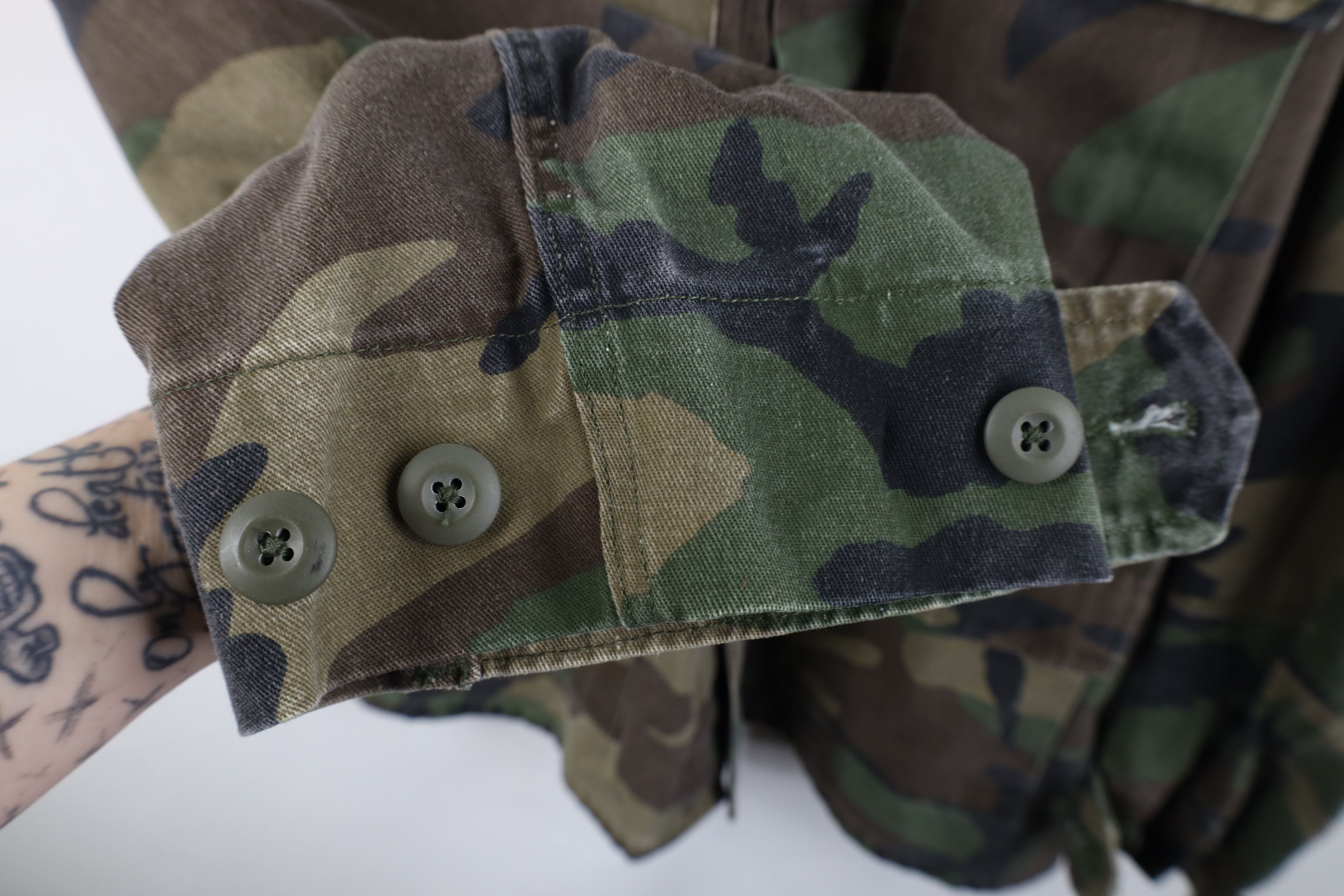 Vintage Vintage 90s Streetwear Military Camouflage Field Jacket Size US L / EU 52-54 / 3 - 7 Thumbnail