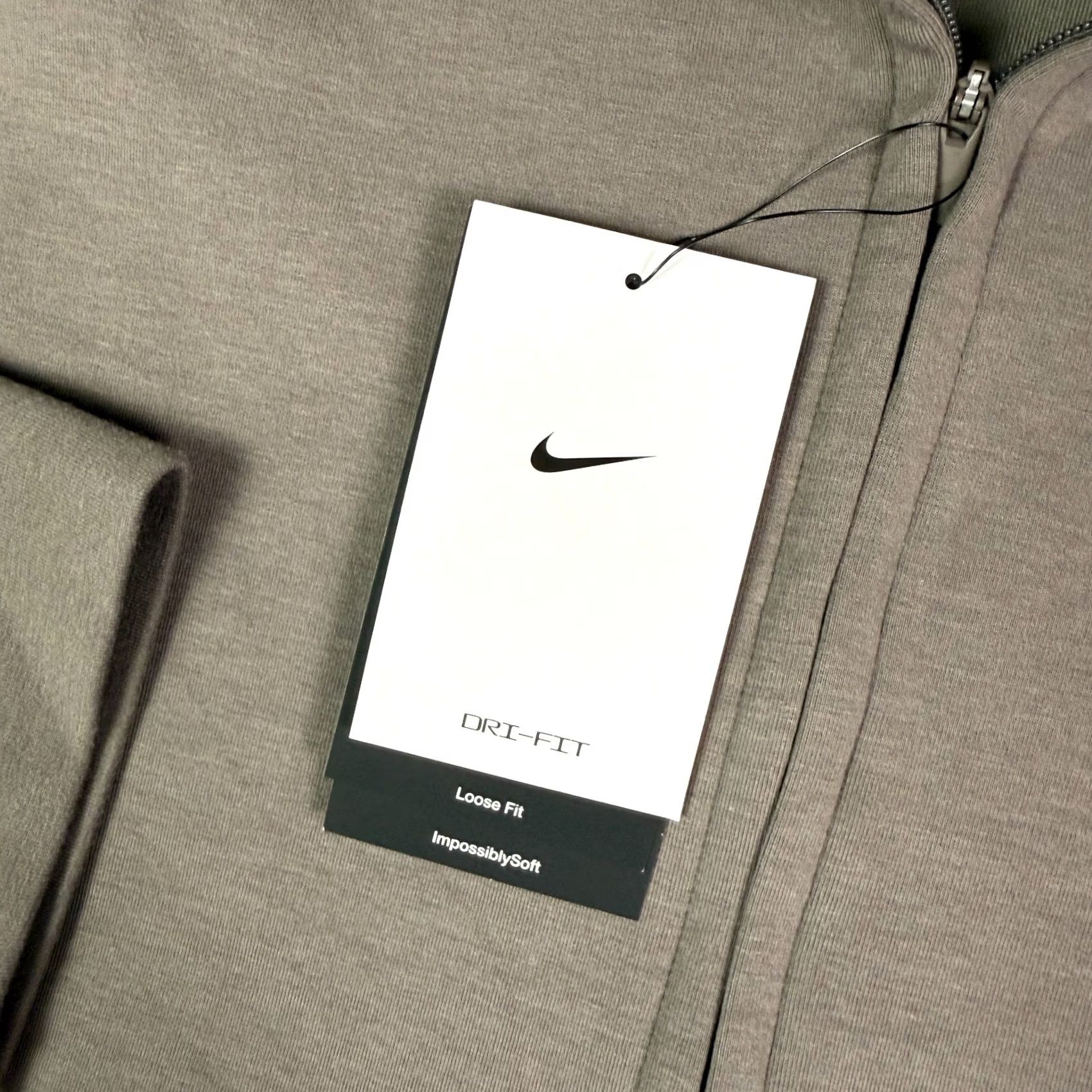 Nike Nike 24.7 Impossibly Soft 1/2 Zip Pullover Mens L Stone Sweatshirt HQ6953-289 Size US L / EU 52-54 / 3 - 4 Thumbnail