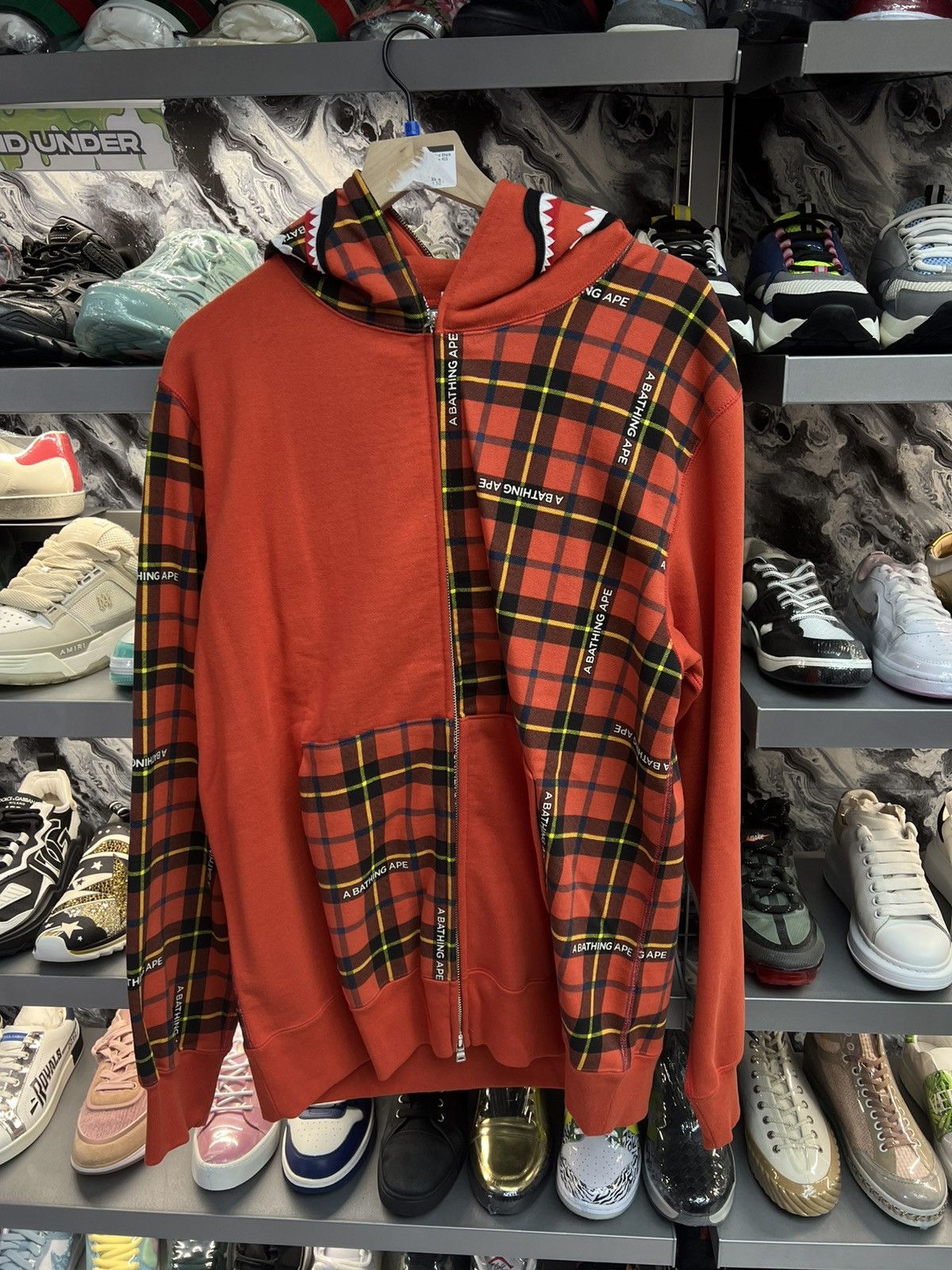 Bape Bape Red Plaid Shark FullZip Size US XXL / EU 58 / 5 - 1 Thumbnail