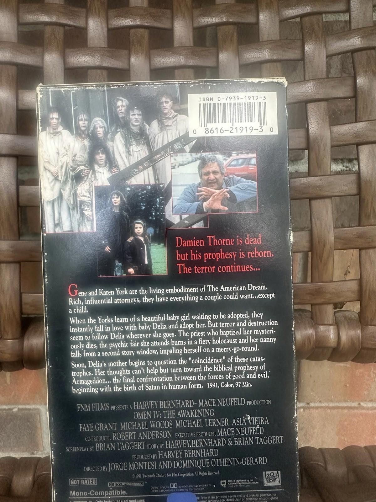 Designer Omen IV (4): The Awakening VHS Tape Movie Horror Cult (1992) Size ONE SIZE - 3 Thumbnail