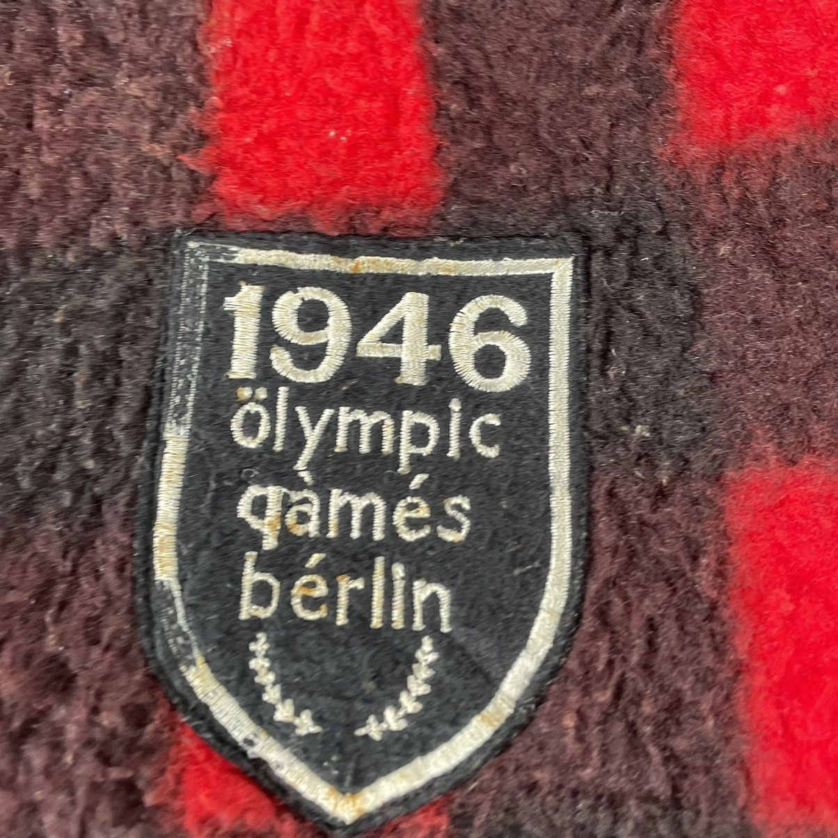Japanese Brand 🔥🔥🇯🇵Stick To Me Olympic Berlin Red Tartan Crop Cardigans Size US M / EU 48-50 / 2 - 8 Thumbnail