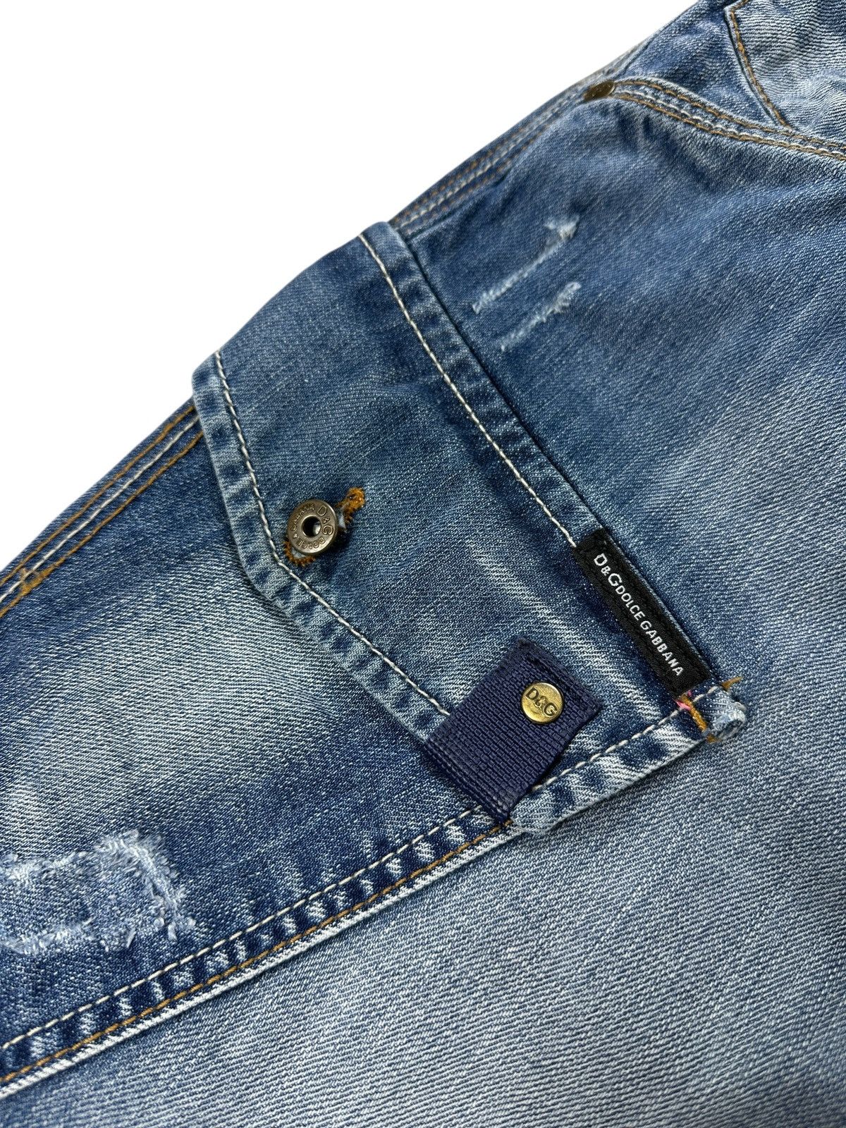 Dolce & Gabbana × Vintage Vintage Y2K Dolce & Gabbana Denim Cargo Shorts Size US 30 / EU 46 - 5 Thumbnail