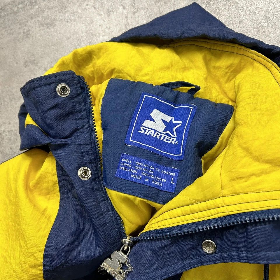 NCAA × Starter × Vintage RARE MICHIGAN WOLVERINES STARTER PUFFER JACKET HOODIE SIZE L Size US L / EU 52-54 / 3 - 6 Thumbnail