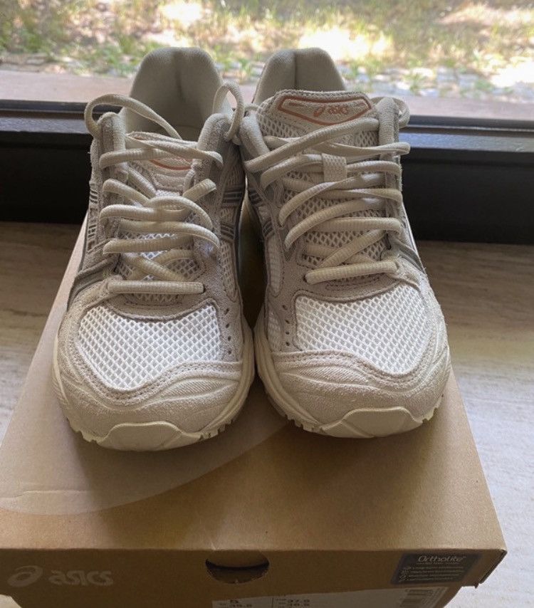 Asics Asics Gel-Kayano 14 in Birch/Clay Grey Size US 7.5 / IT 37.5 - 7 Thumbnail