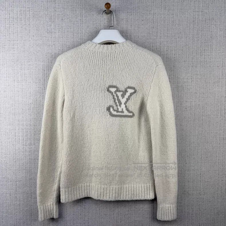 Louis Vuitton Louis Vuitton Letter Logo Intarsia Teddy Crew Neck Long Sl Size US S / EU 44-46 / 1 - 3 Thumbnail