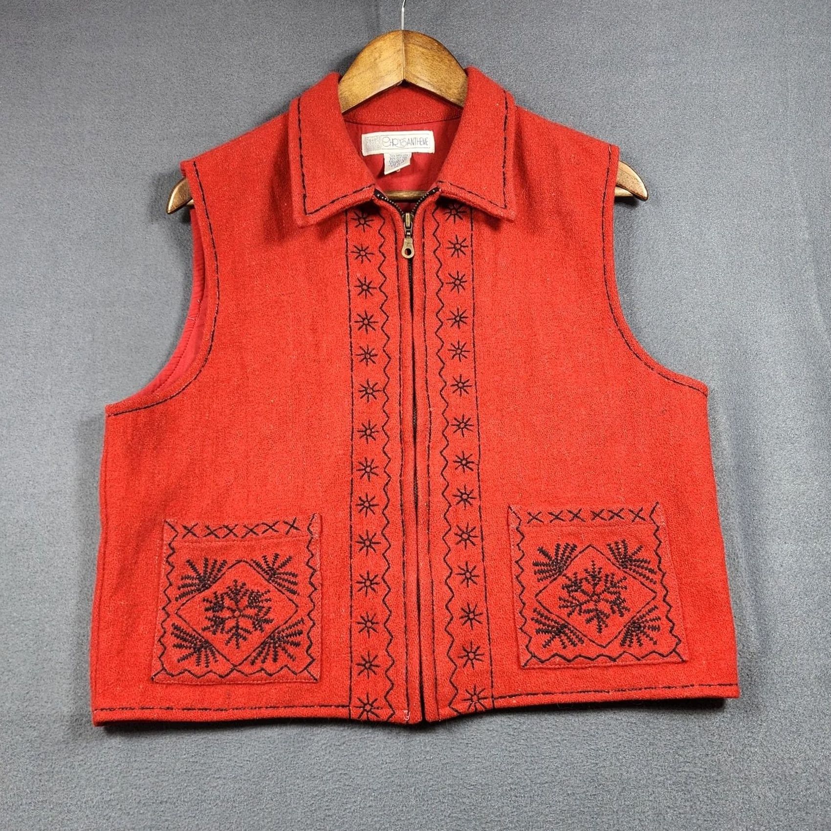 Vintage VINTAGE Chrysantheme Womens Vest Large Red Wool Blend Full Zip Embroidered Size L / US 10 / IT 46 - 3 Thumbnail