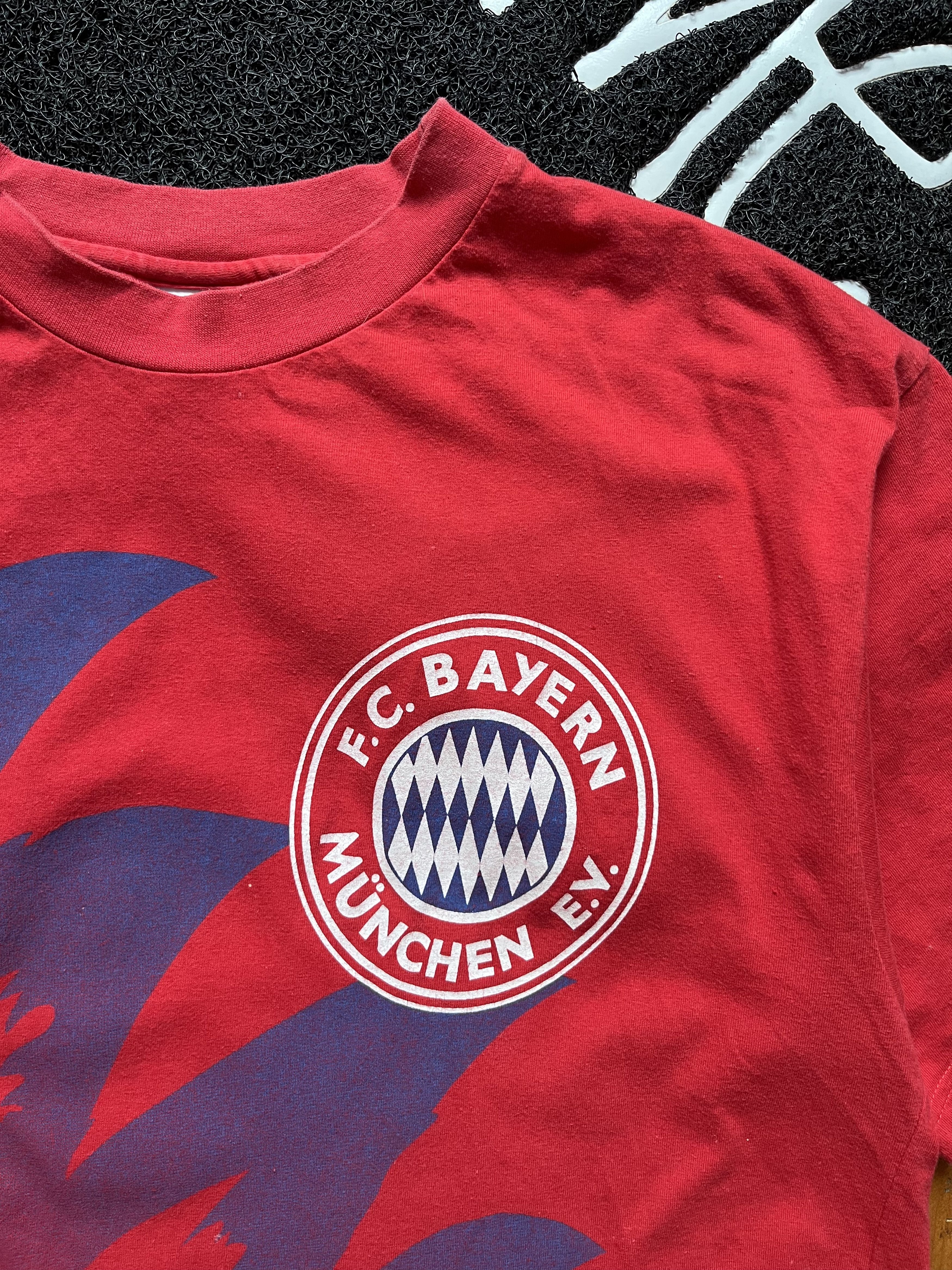 Vintage FC Bayern Munchen 90's Universal Athletic Gray T-shirt Size US XL / EU 56 / 4 - 3 Thumbnail