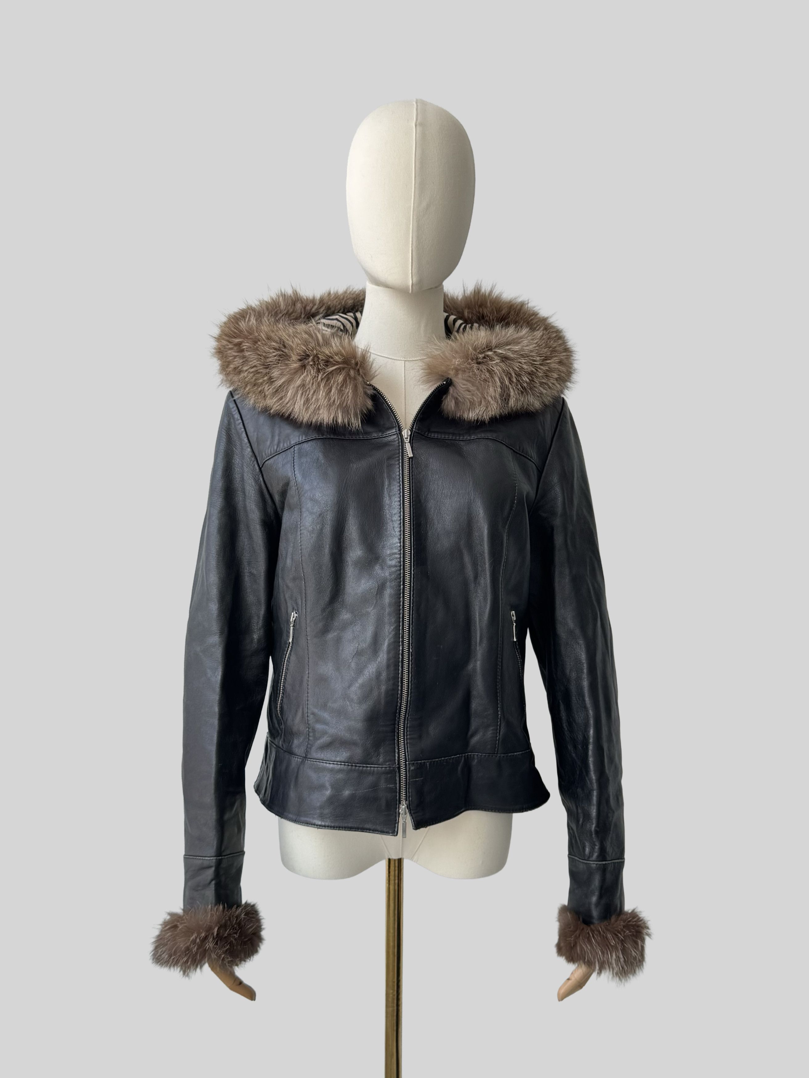 Vintage Vintage Leather Cropped Jacket With Real Fur (D15)(D10) Size L / US 10 / IT 46 - 1 Thumbnail