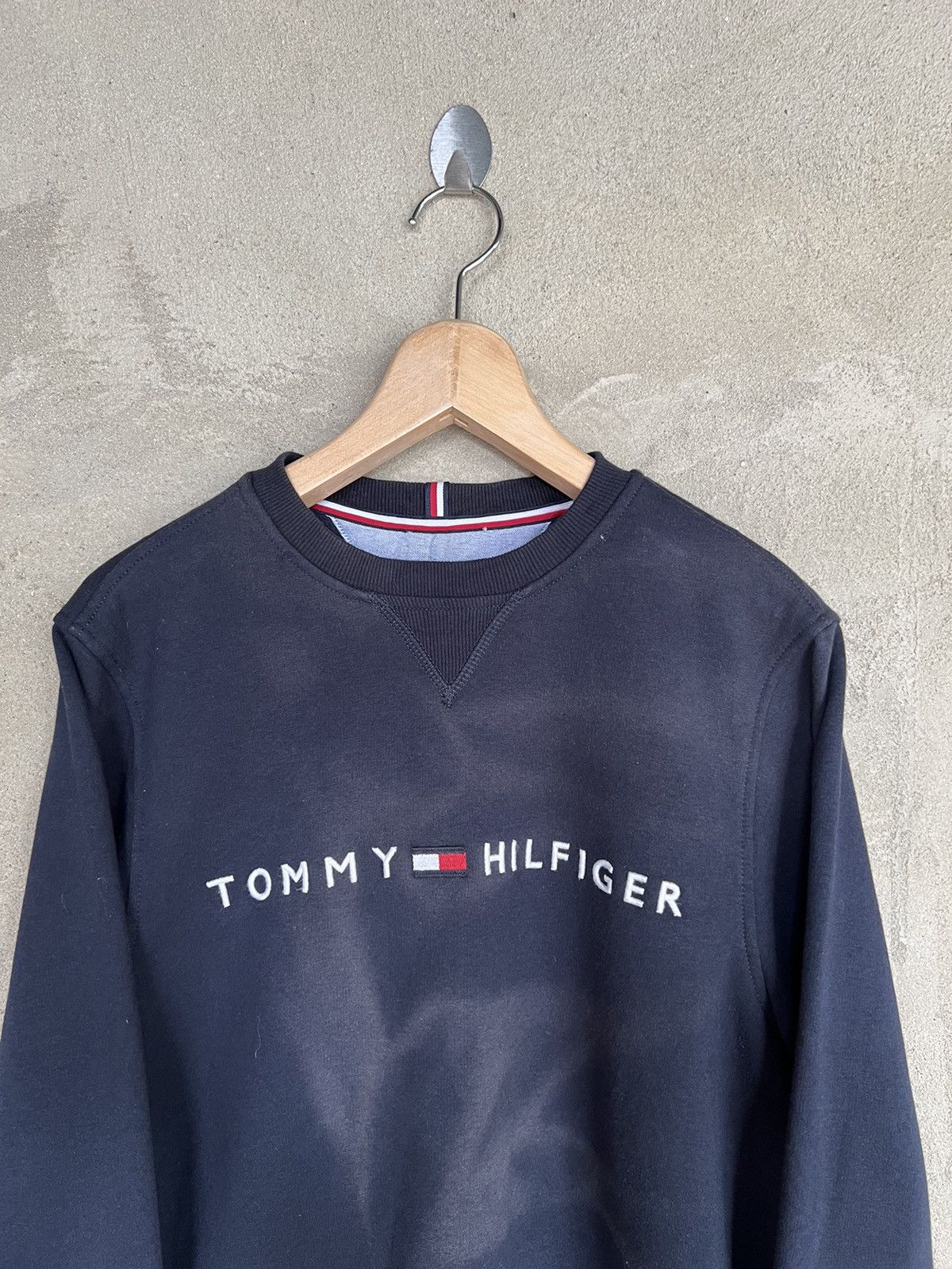 Tommy Hilfiger Tommy Hilfiger Spell Out Sweatshirt Size US M / EU 48-50 / 2 - 3 Thumbnail