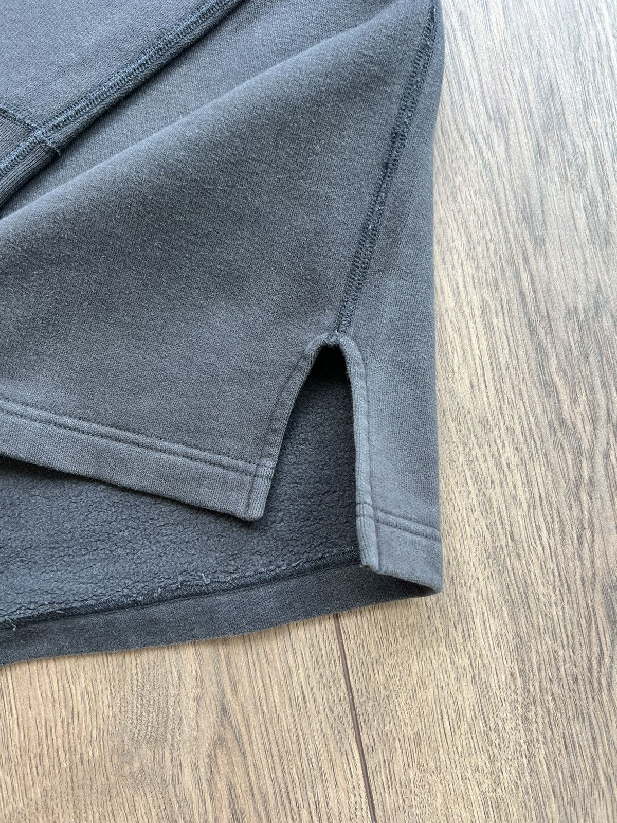 Acne Studios Acne Studios AW16 Loose Neck Sweatshirt Size US L / EU 52-54 / 3 - 5 Thumbnail
