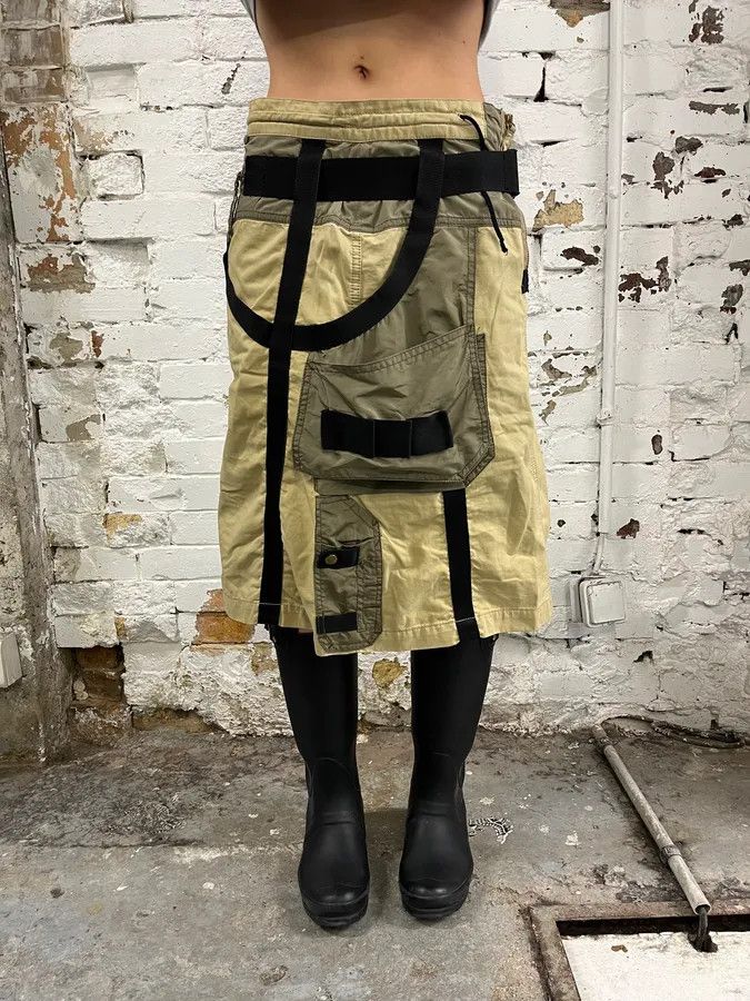 Jean Paul Gaultier AW2003 Jean Paul Gaultier Cargo Bondage Beige Skirt Size 27" / US 4 / IT 40 - 1 Thumbnail
