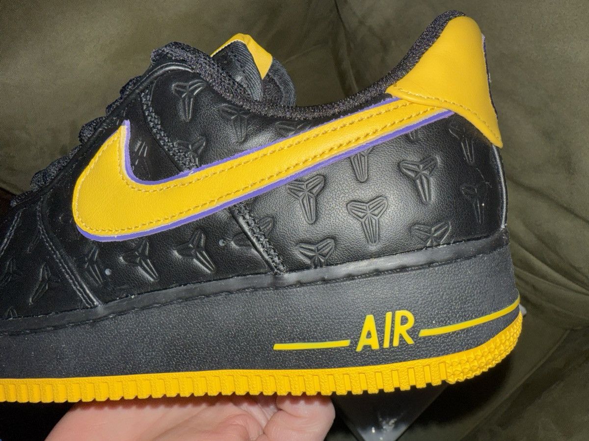 Nike Nike Air Force 1 Low Retro QS KB P “Kobe Away” 3794/8000 NEW Size US 9.5 / EU 42-43 - 20 Thumbnail
