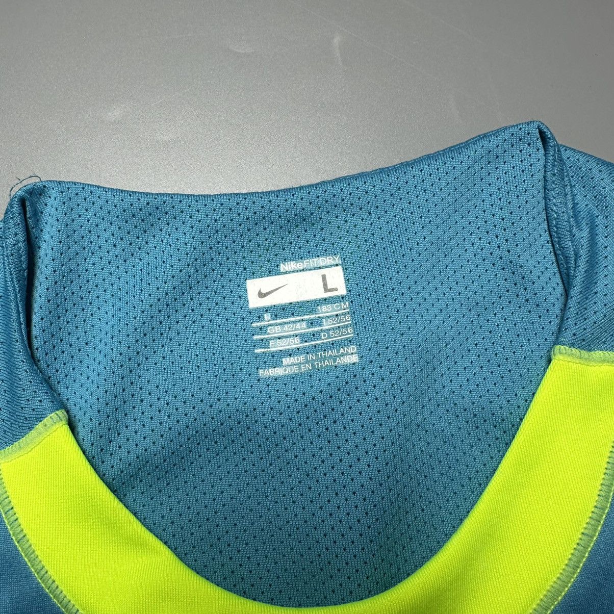 Nike BARCELONA NIKE 2007/2008 FOOTBALL SOCCER TRAINING JERSEY Size US L / EU 52-54 / 3 - 8 Thumbnail