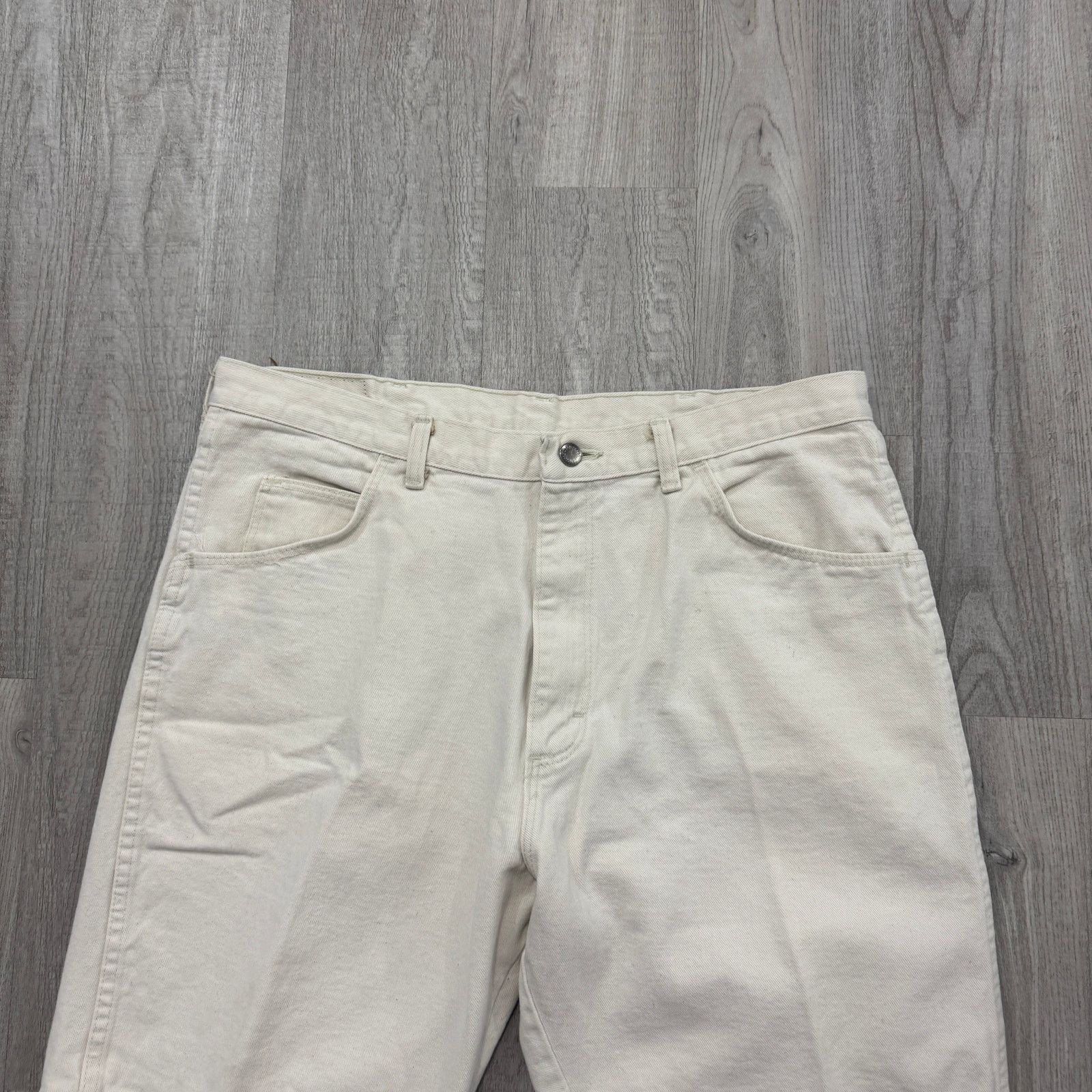 Wrangler Vintage Wrangler Jean Shorts Men's 38 Cream White 9" Inseam Size US 38 / EU 54 - 2 Thumbnail
