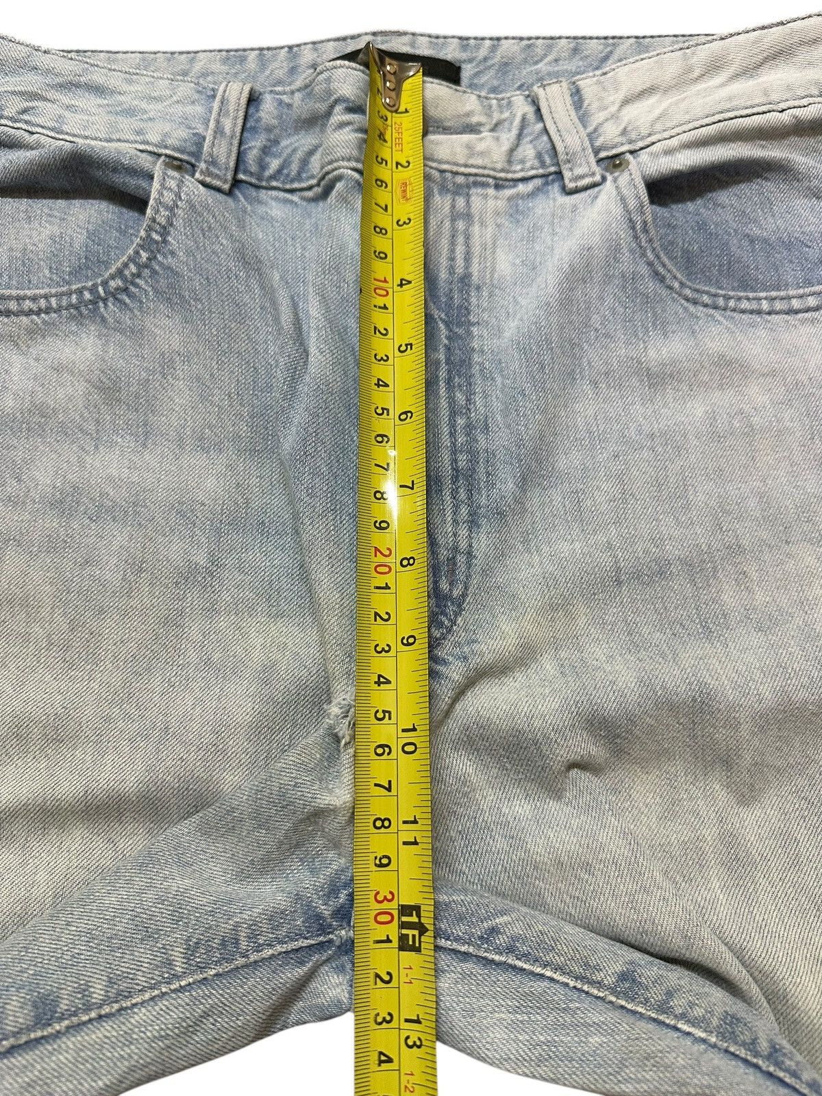 Uniqlo Vintage Japanese Uniqlo Faded Wash Style Wide Leg Baggy Jean Size US 30 / EU 46 - 14 Thumbnail