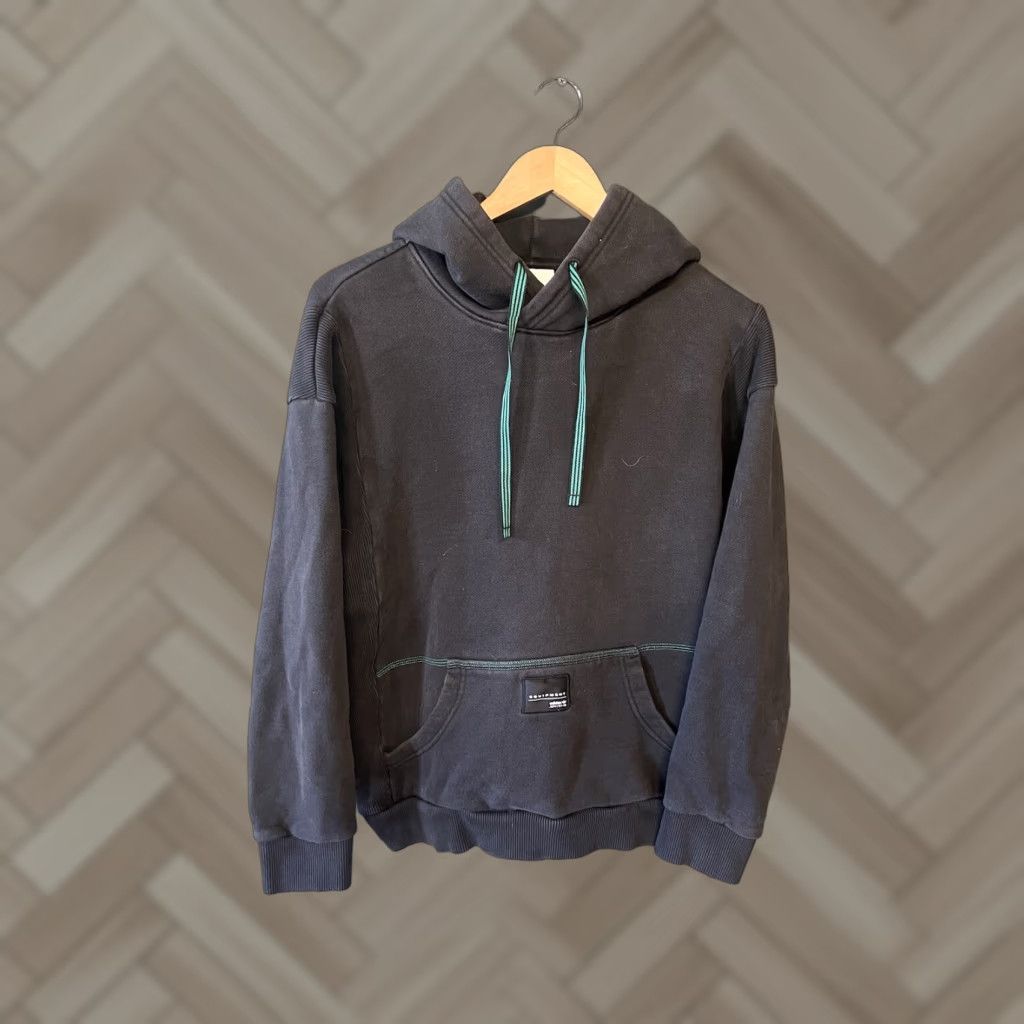 Adidas Adidas Mens Black Equipment Pullover Hooded Sweater Hoodie S Short Description: Pullover Hooded Sweater Size US S / EU 44-46 / 1 - 1 Thumbnail