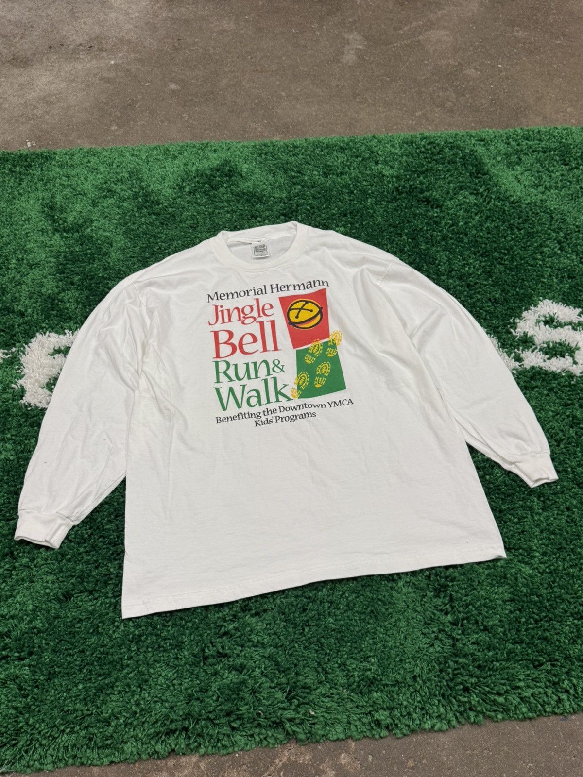 Vintage Vintage Hanes Christmas Jingle Bell Hospital Long White 2XL Size US XXL / EU 58 / 5 - 1 Thumbnail