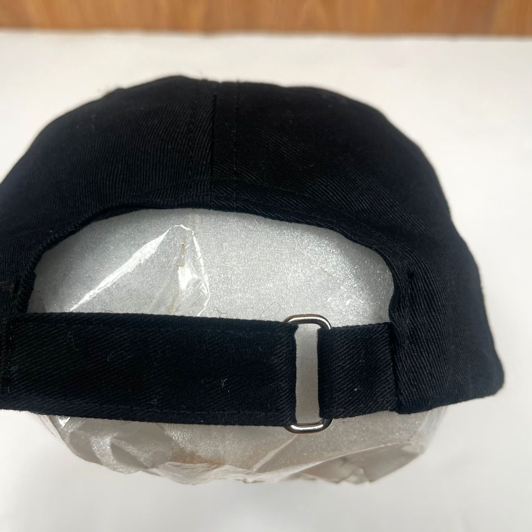 Vintage VINTAGE Unknown Blank Adult Adjustable StrapBack Baseball Hat Cap Solid Black Unisex Adults Adjustable Cotton Embroidered Cap Shoes? Size ONE SIZE - 7 Thumbnail