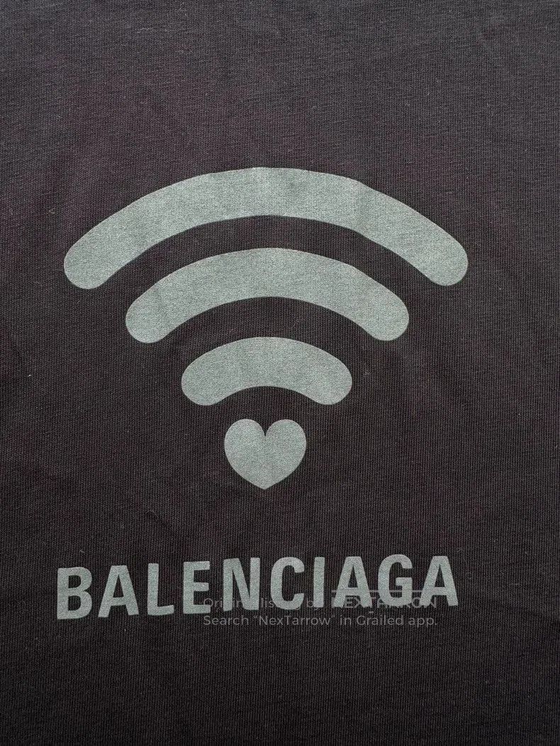 Balenciaga Balenciaga Black Heart WiFi Signal Tee. Size US L / EU 52-54 / 3 - 5 Thumbnail