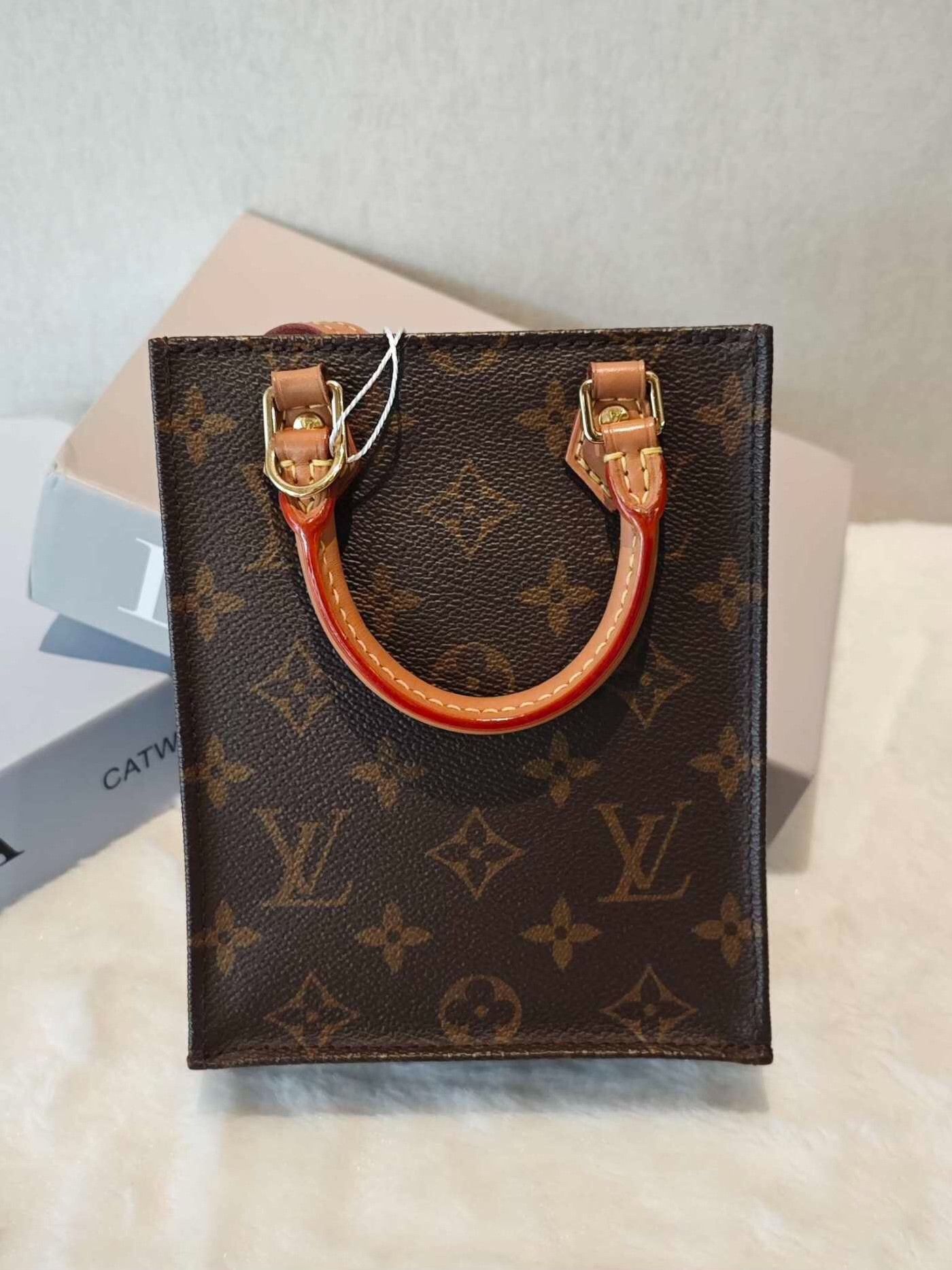 Louis Vuitton Pre-loved Bag Very good condition Size ONE SIZE - 1 Thumbnail