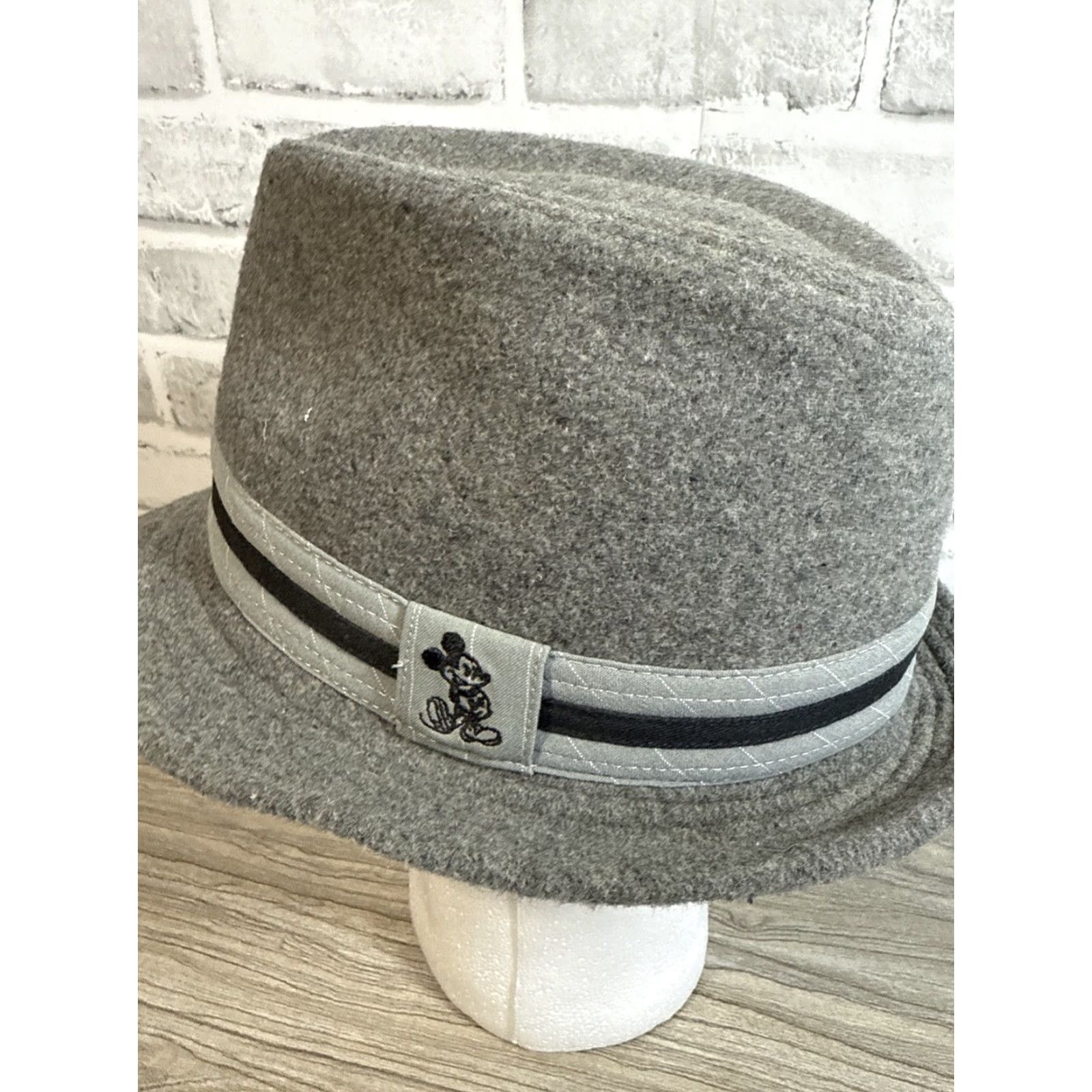 Disney DISNEY Fedora Gray Wool Blend Hat Adult S Men Men Disney Gray Fedora Style Wool Blend Hat S Adult Size ONE SIZE - 2 Thumbnail