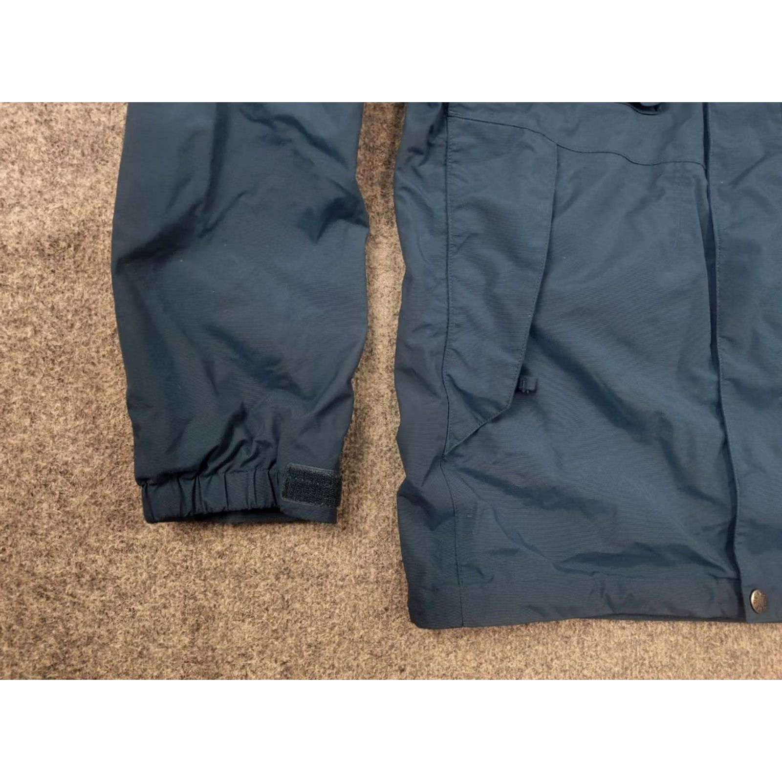 The North Face VINTAGE The North Face Blue HyVent Waterproof Hooded Pocket Zip Ski Jacket Y2K Style Size US S / EU 44-46 / 1 - 6 Thumbnail