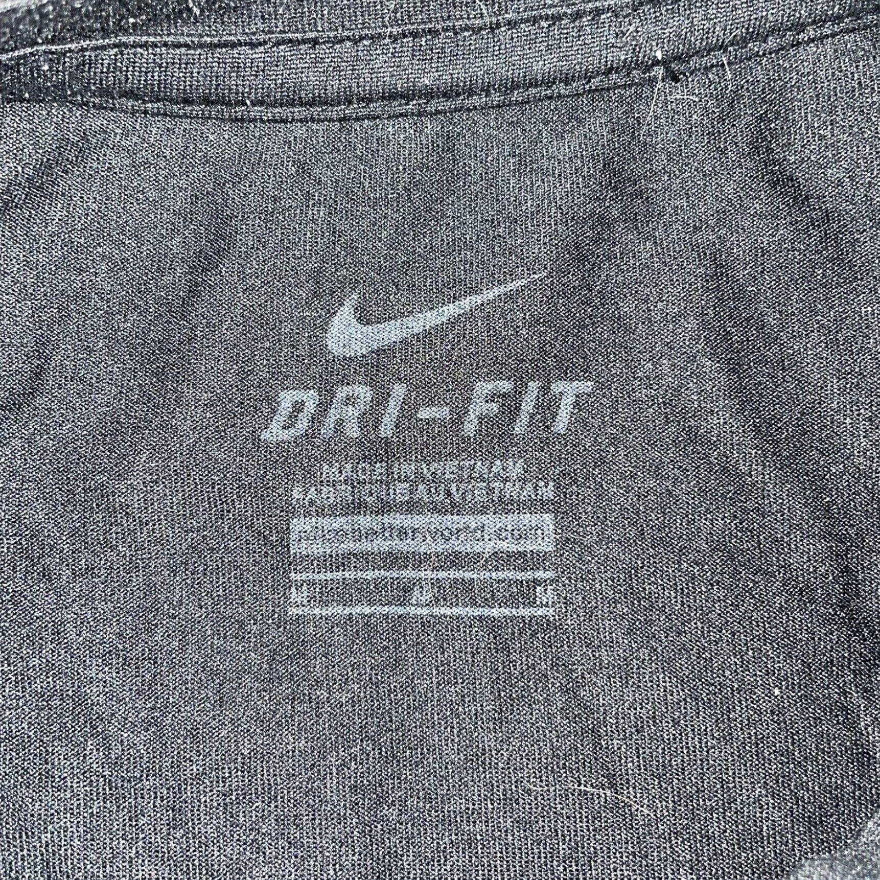 Nike NIKE Dri-Fit Athletic Short Sleeve Tee Black Adult Medium Activewear Mens Size US 31 - 4 Thumbnail