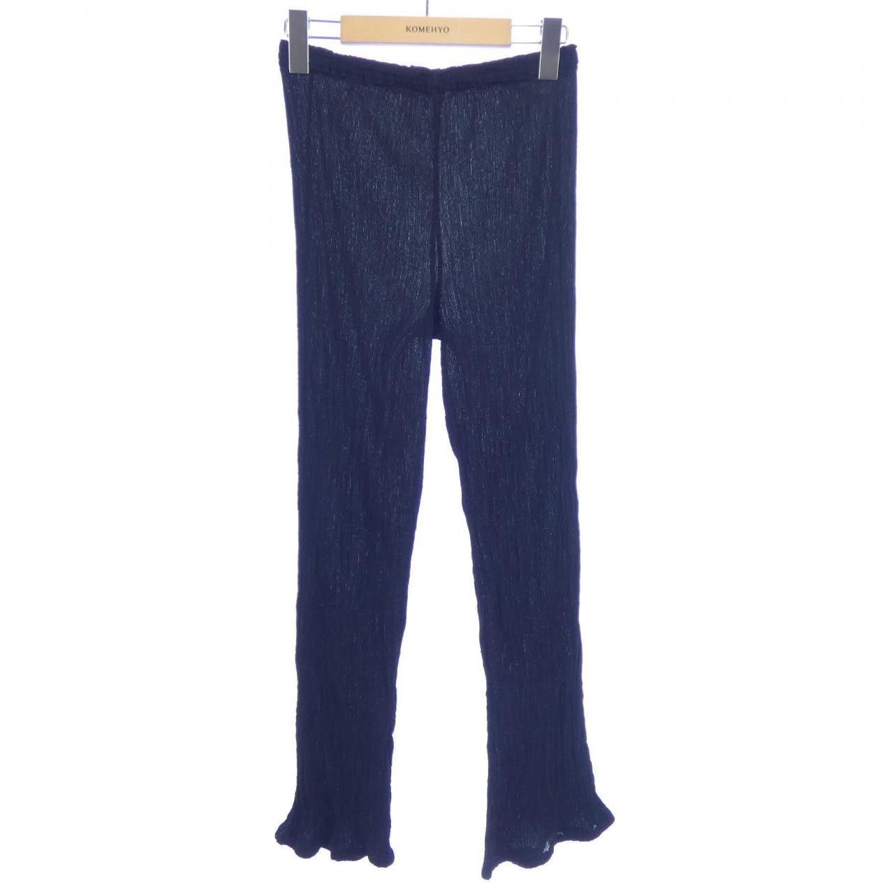 Issey Miyake Issey Miyake me ISSEY MIYAKE Pants Textile Pants MI55FF113 DUTY FREE for USA Size ONE SIZE - 1 Thumbnail