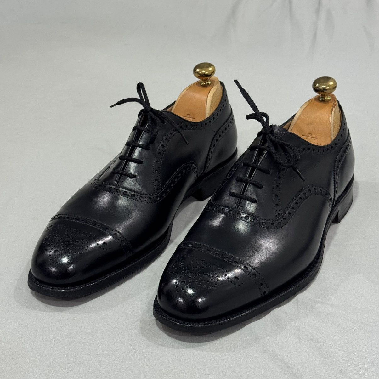Church's Diplomat 173 Calf Leather Oxford Brogue – Black 🔥