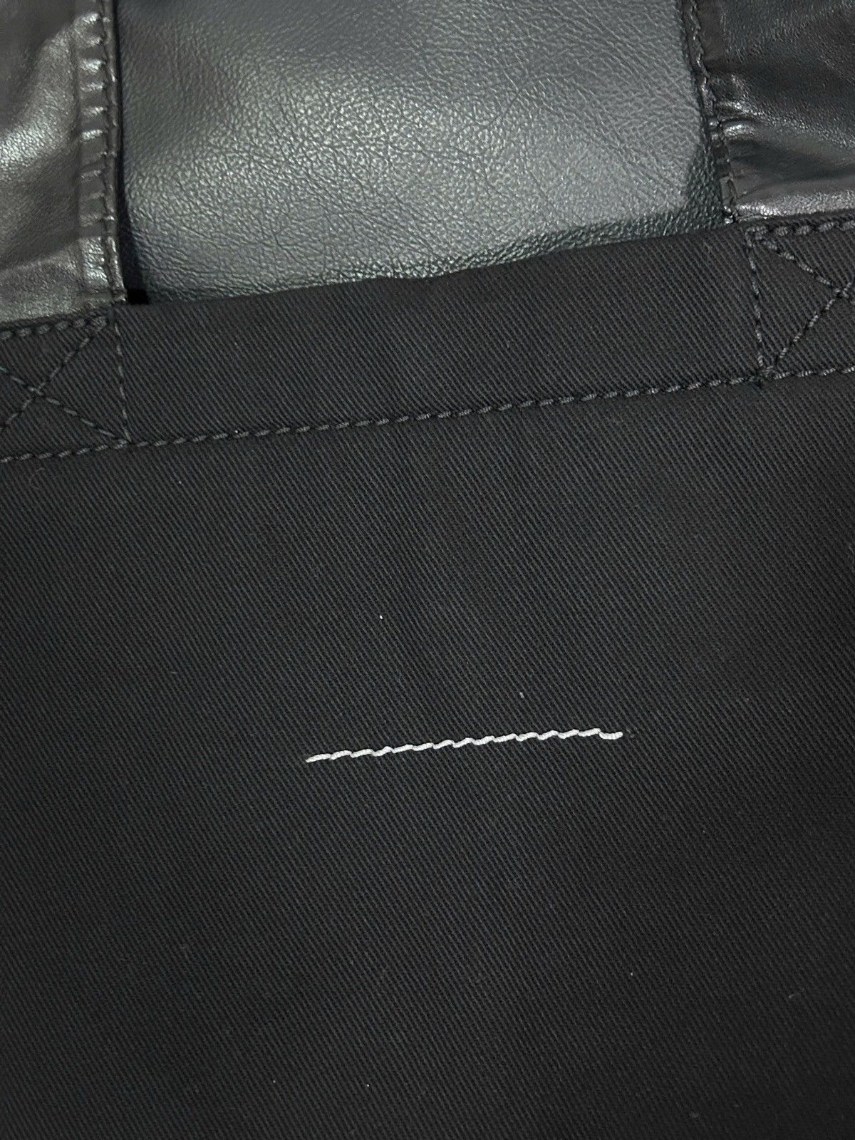 MM6 MM6 MAISON MARGIELA Mascot Print Large Shopper Tote In Black Size ONE SIZE - 6 Thumbnail
