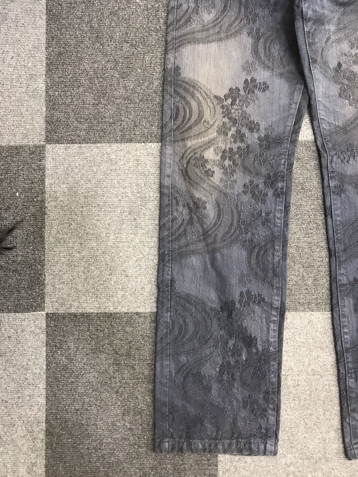 Japanese Brand Archival ZEN KYOTO Sakura Mural Jeans Size US 31 - 9 Thumbnail