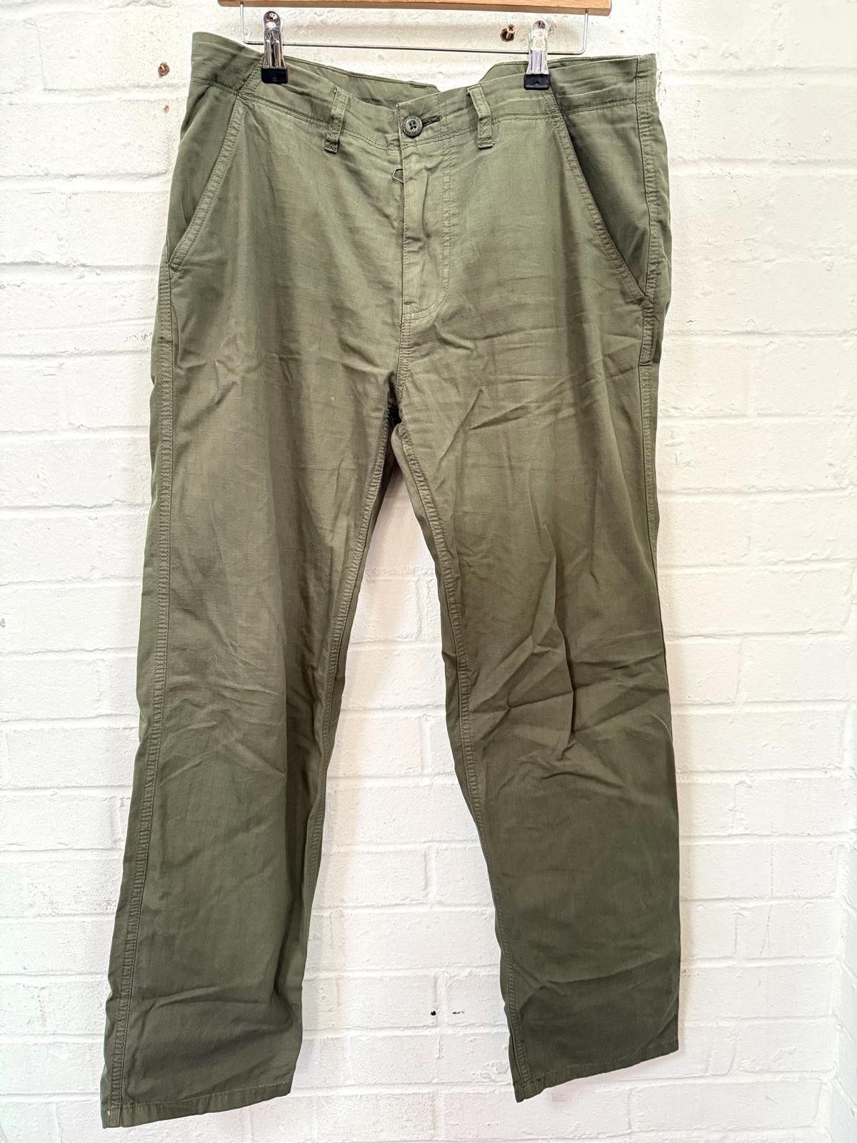 Superdry Superdry Men's Khaki Chino Pants Size US 32 / EU 48 - 1 Thumbnail