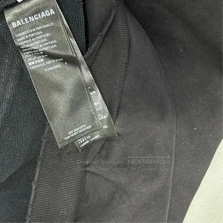 Balenciaga Balenciaga Black Logo Print Hoodie for Men and Women. Size US S / EU 44-46 / 1 - 6 Thumbnail