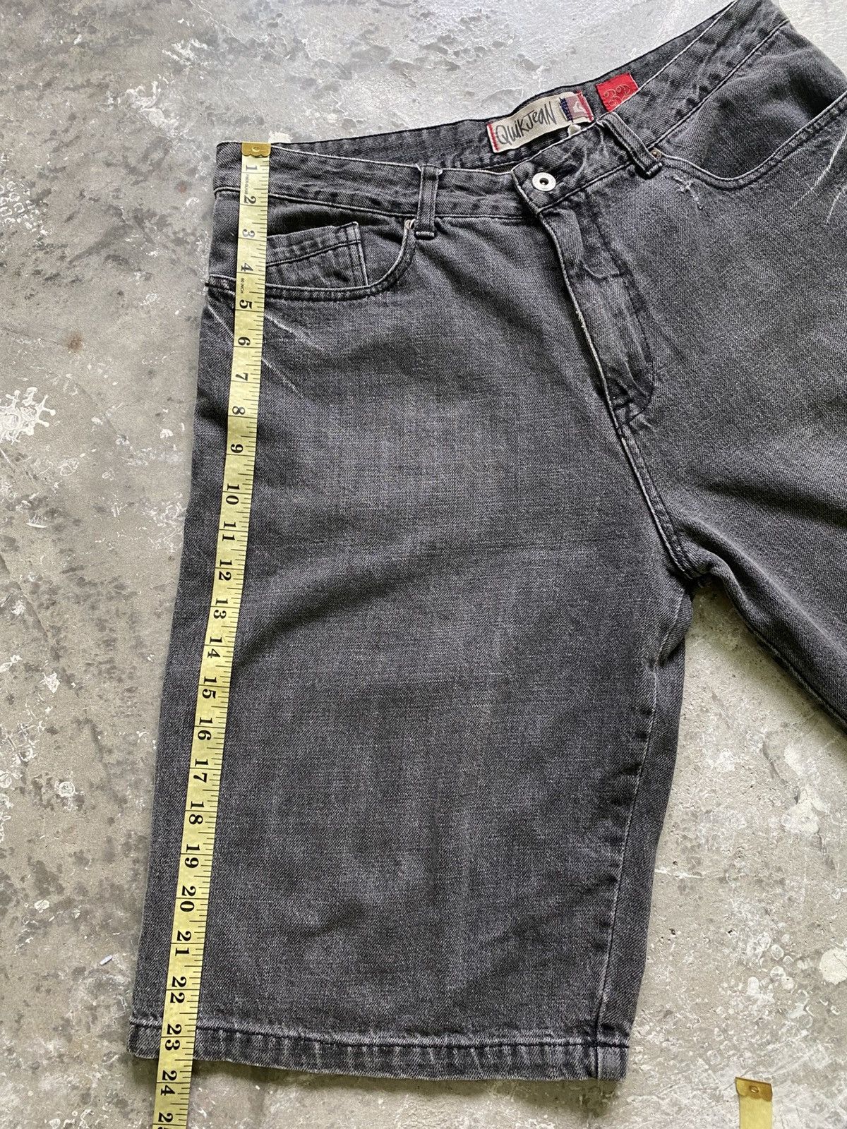 Quiksilver × Vintage Vintage Quiksilver Emberoidery Spellout Denim Short Pants Size US 33 - 16 Thumbnail