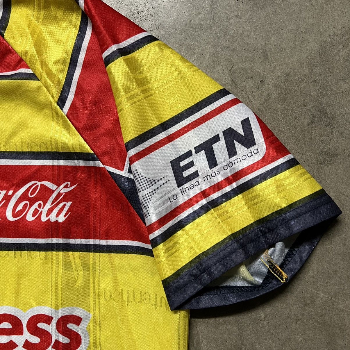Vintage Vintage 90’s Monarcas Morelia Remini Sport Soccer Jersey Size US XL / EU 56 / 4 - 4 Thumbnail