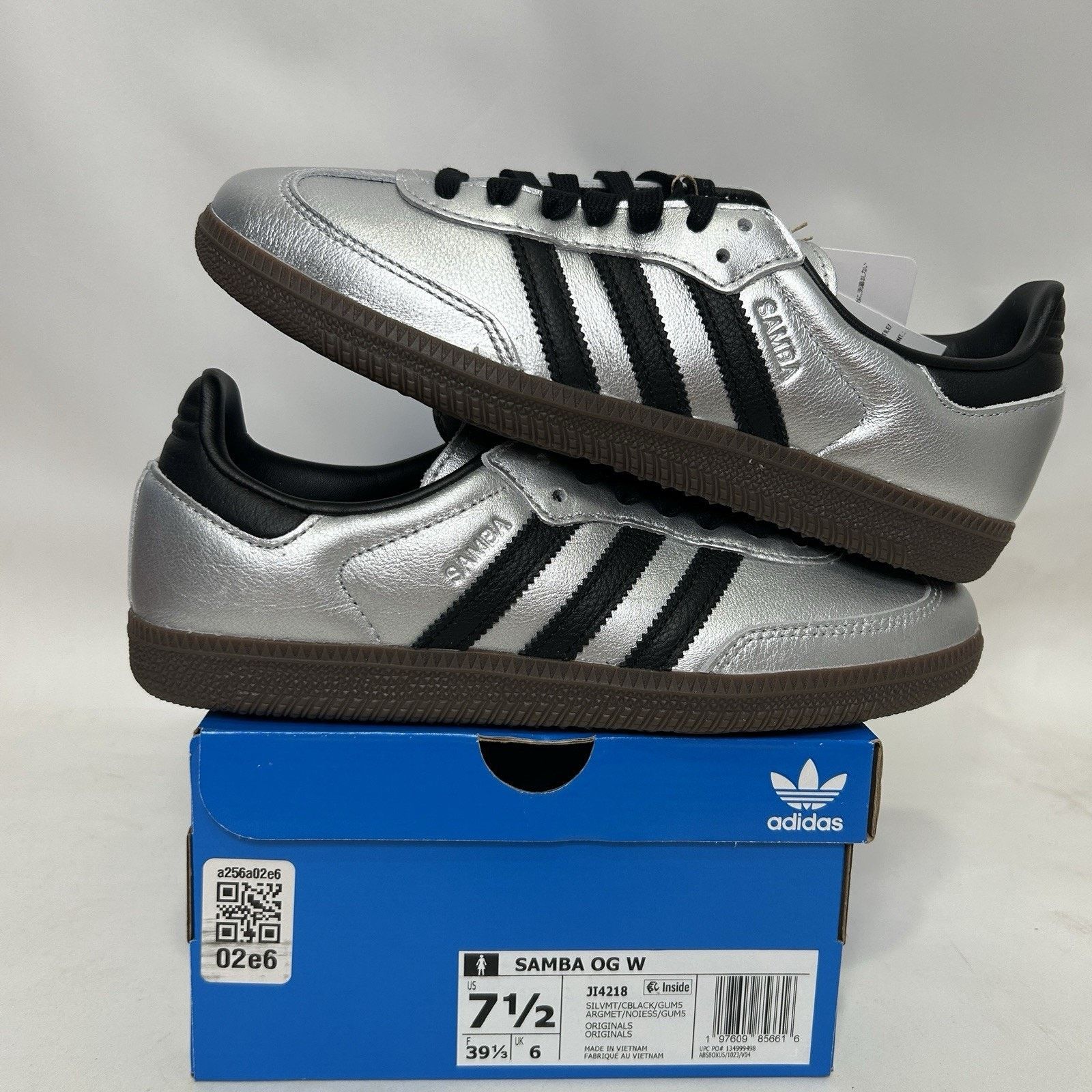 Adidas adidas Samba OG WMNS “Silver Metallic” JI4218 Size US 7.5 / IT 37.5 - 1 Thumbnail