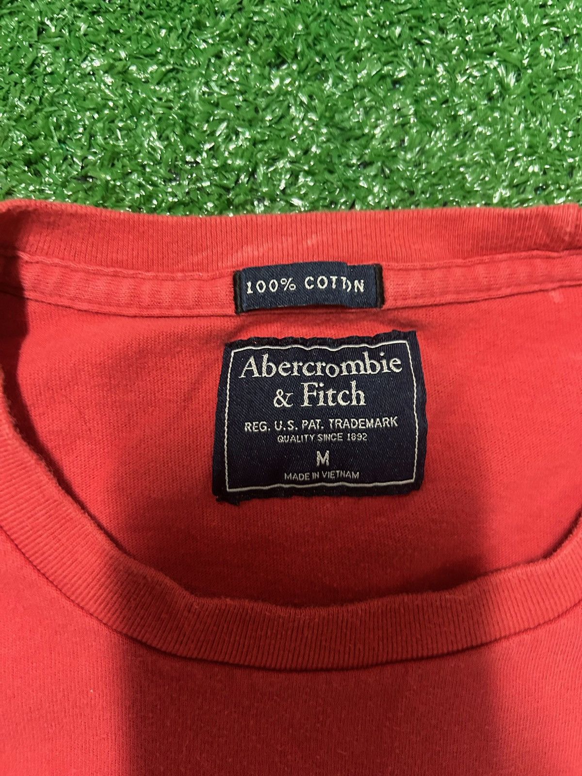 Abercrombie & Fitch Abercrombie and Fitch Orange Men’s Size Medium T-shirt Size US M / EU 48-50 / 2 - 2 Thumbnail