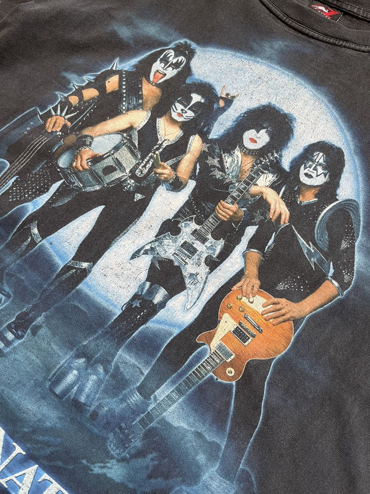 Other KISS Rock The Nation 2004 World Tour T-Shirt Size L Size US L / EU 52-54 / 3 - 8 Thumbnail