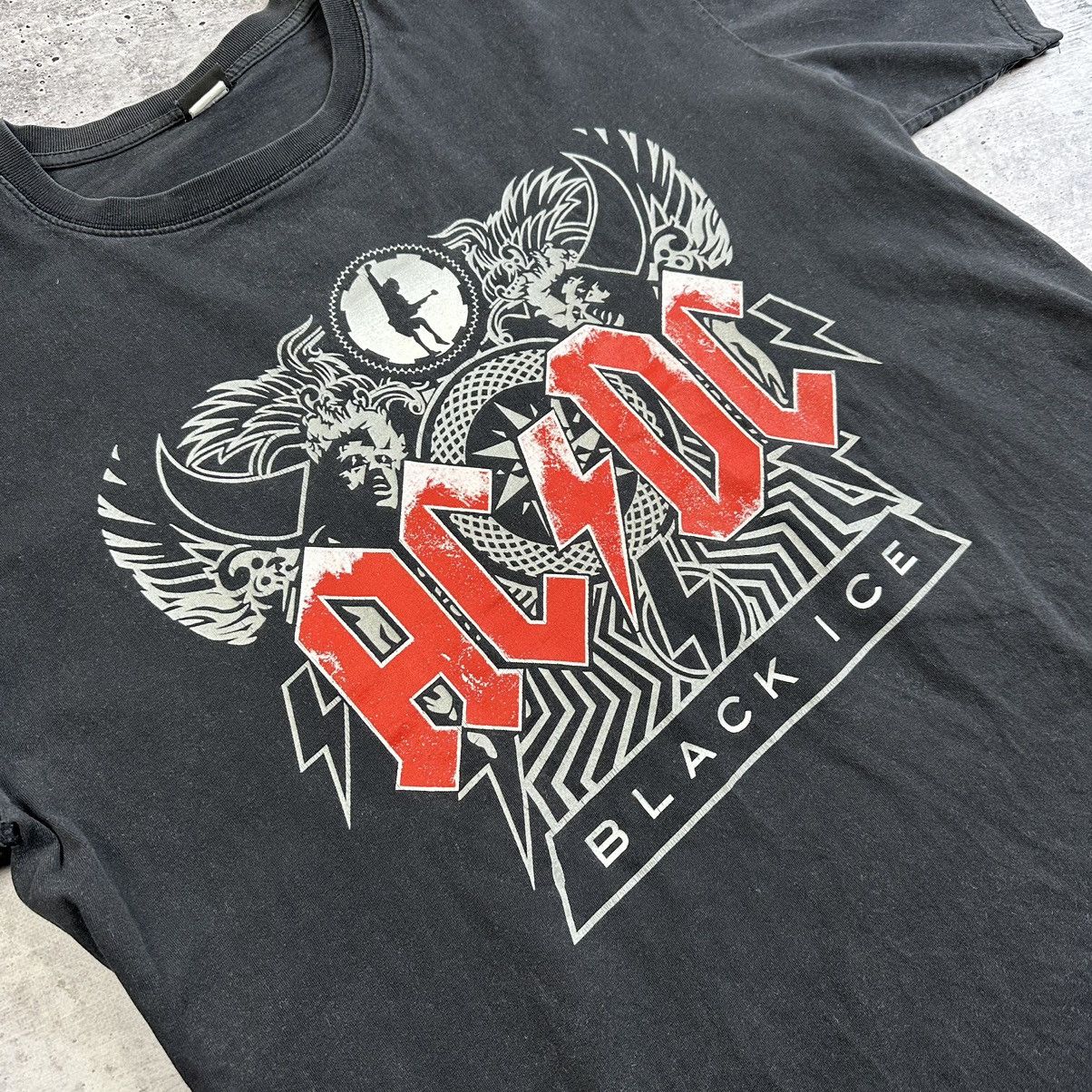 Band Tees Vintage AC/DC T-shirt Black Ice Size XL Size US XL / EU 56 / 4 - 6 Thumbnail